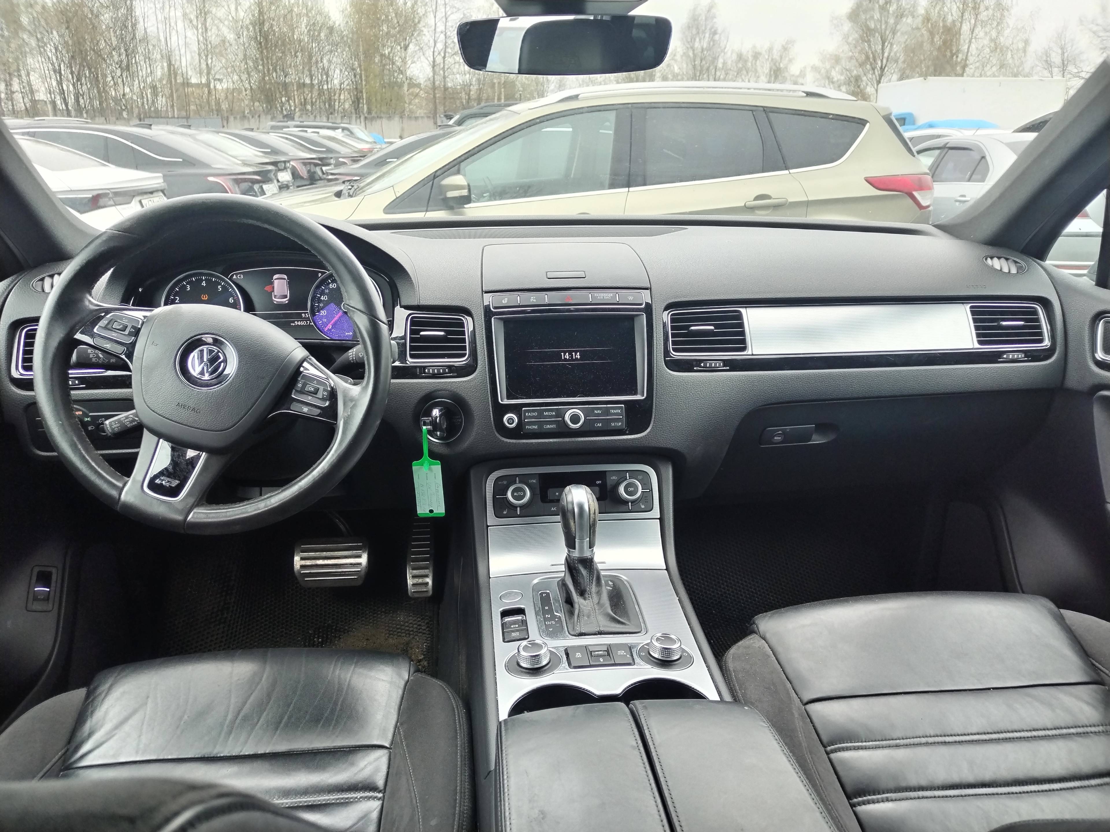 Volkswagen Touareg,  144 066 км, 2017 года в лизинг