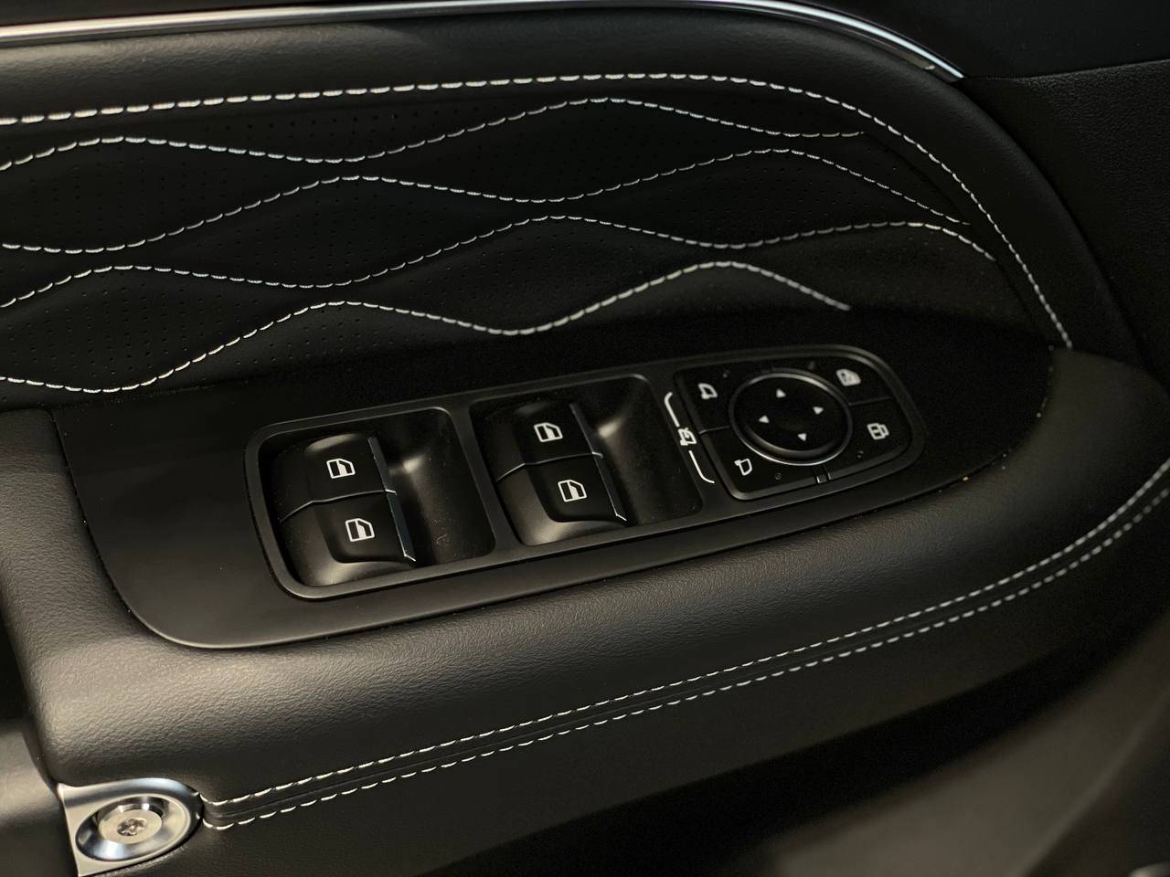 Tank 300 City Adventure 2.0 8AT 4WD