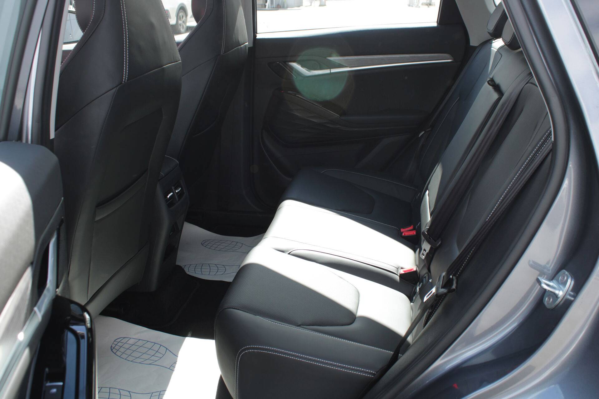 JAC JS6 Flagship