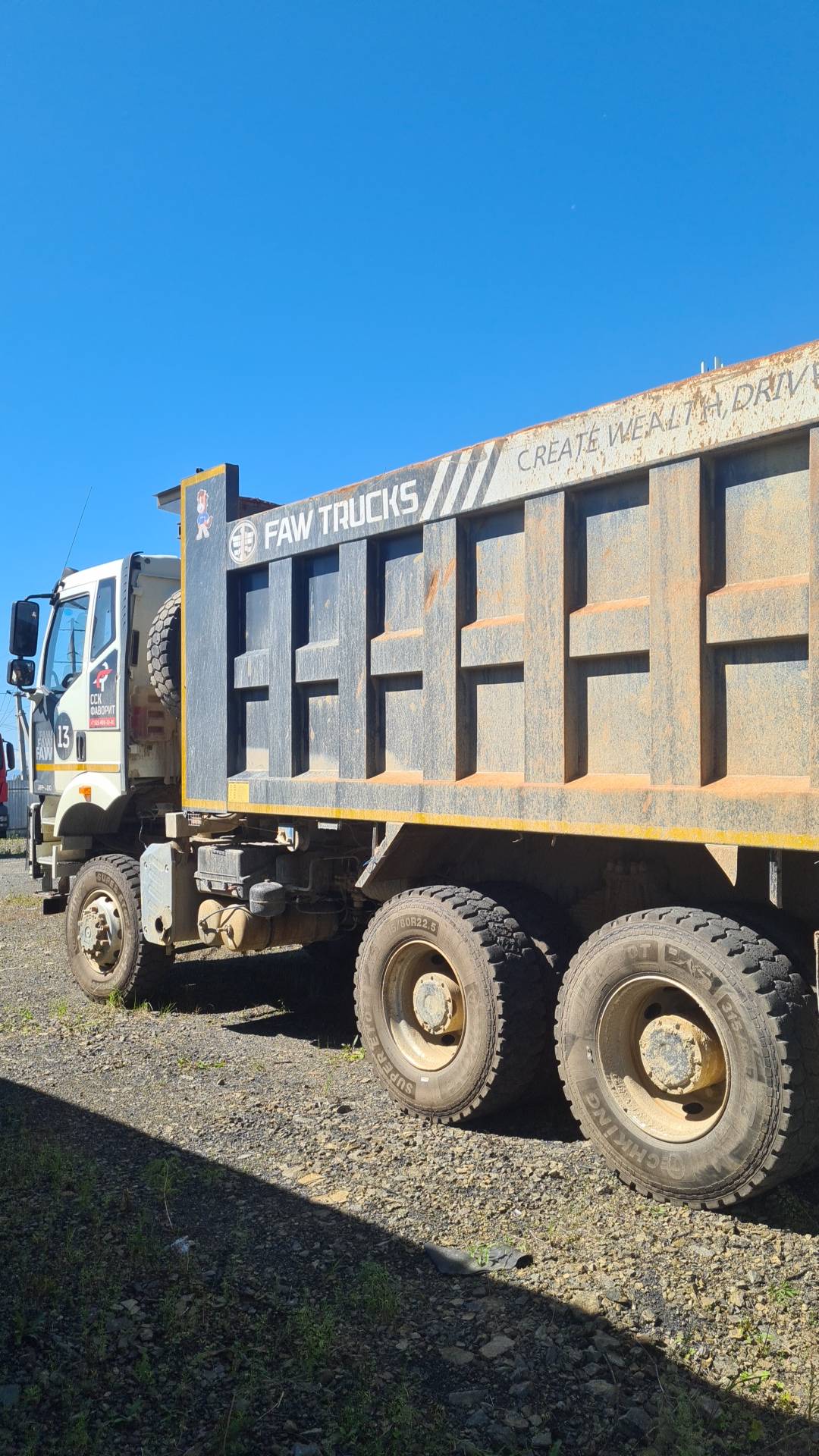 FAW CA3250P66K24L1TE5 6x6,  130 000 км, 2023 года в лизинг