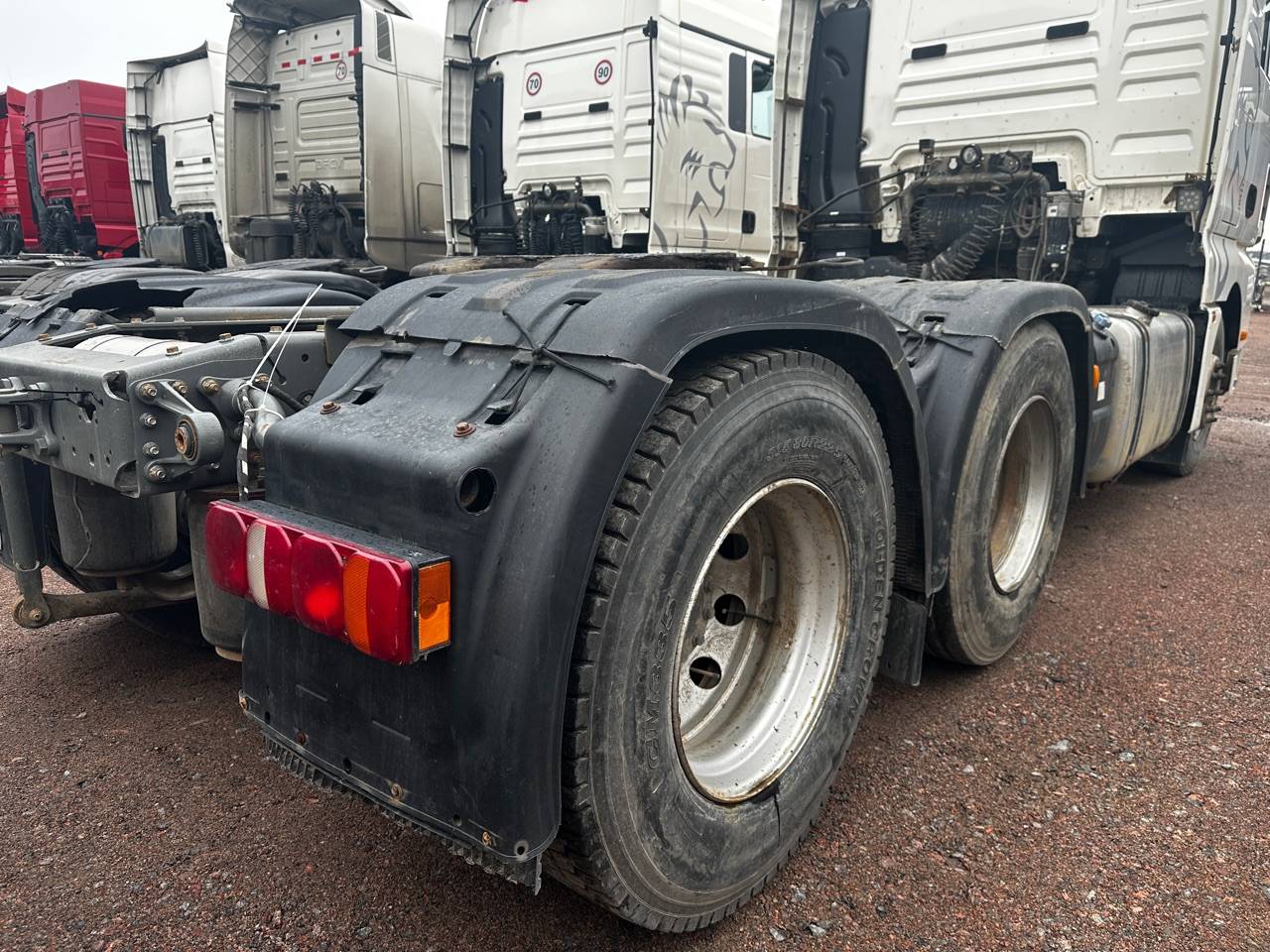 Sitrak С7Н MAX 6×4 ZZ4256V364HE,  259 845 км, 2023 года в лизинг