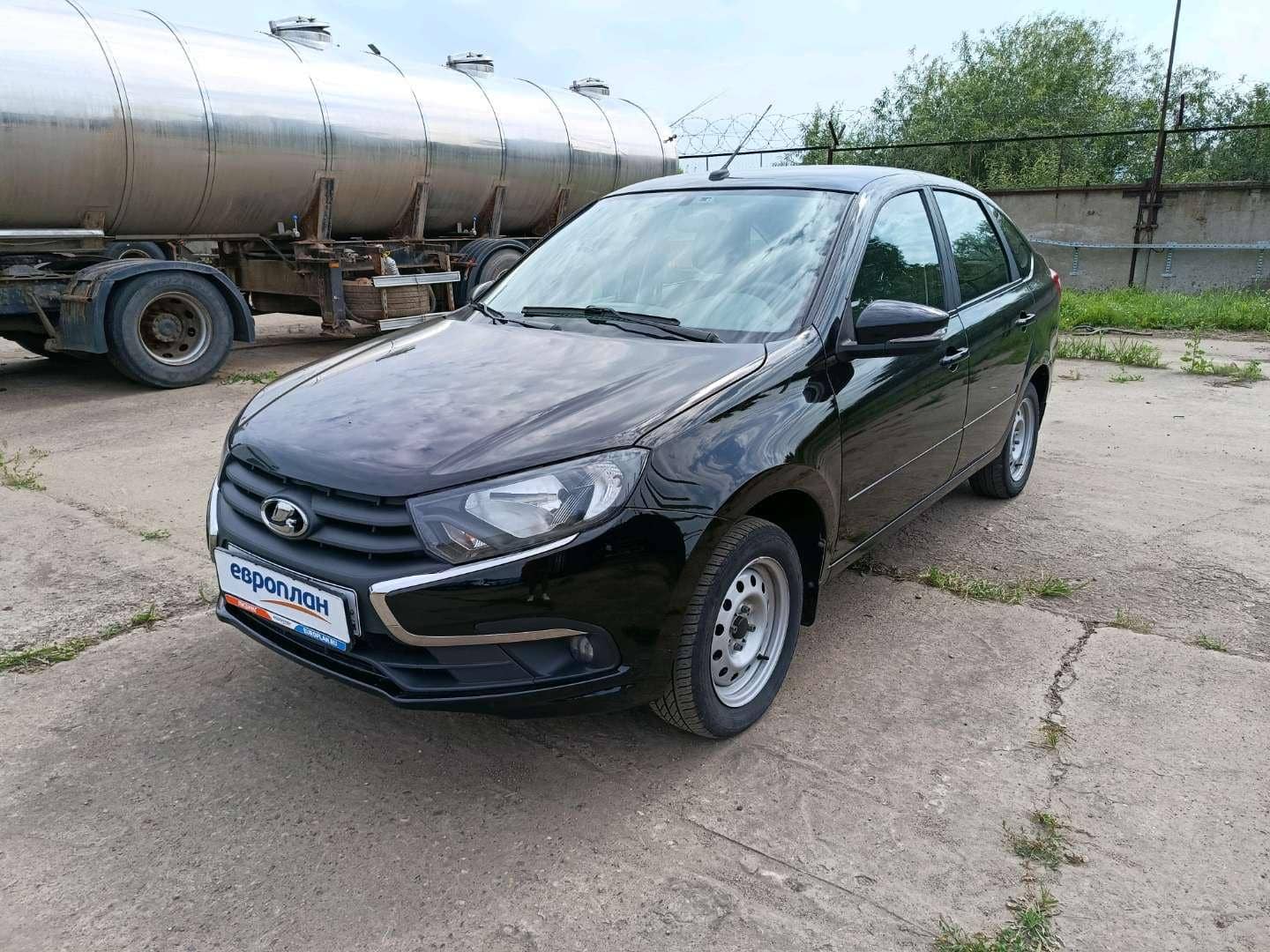 Lada Granta лифтбек,  51 499 км, 2024 года в лизинг
