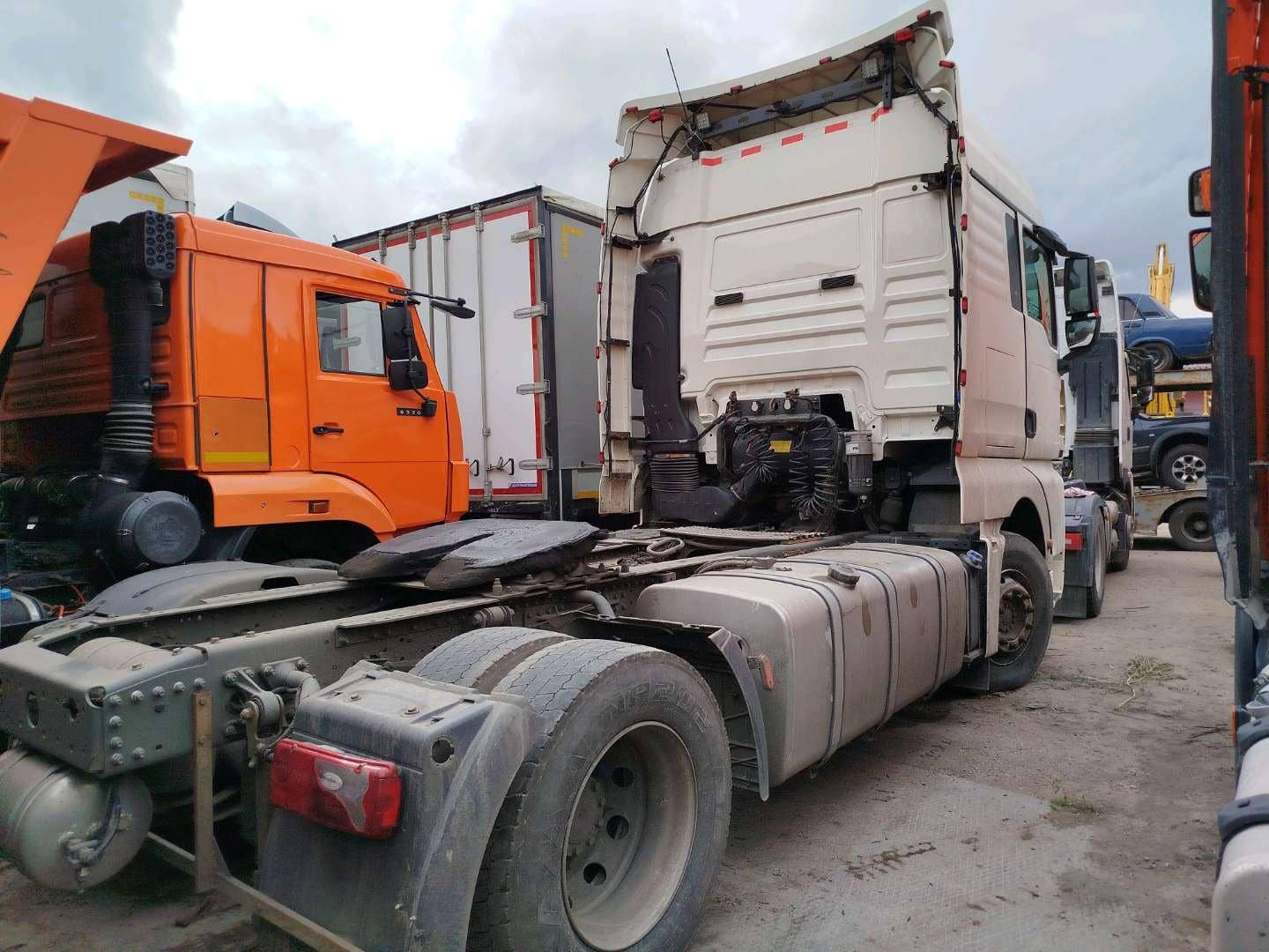 Sitrak C7H MAX ZZ4186V391HE,  604 926 км, 2023 года в лизинг
