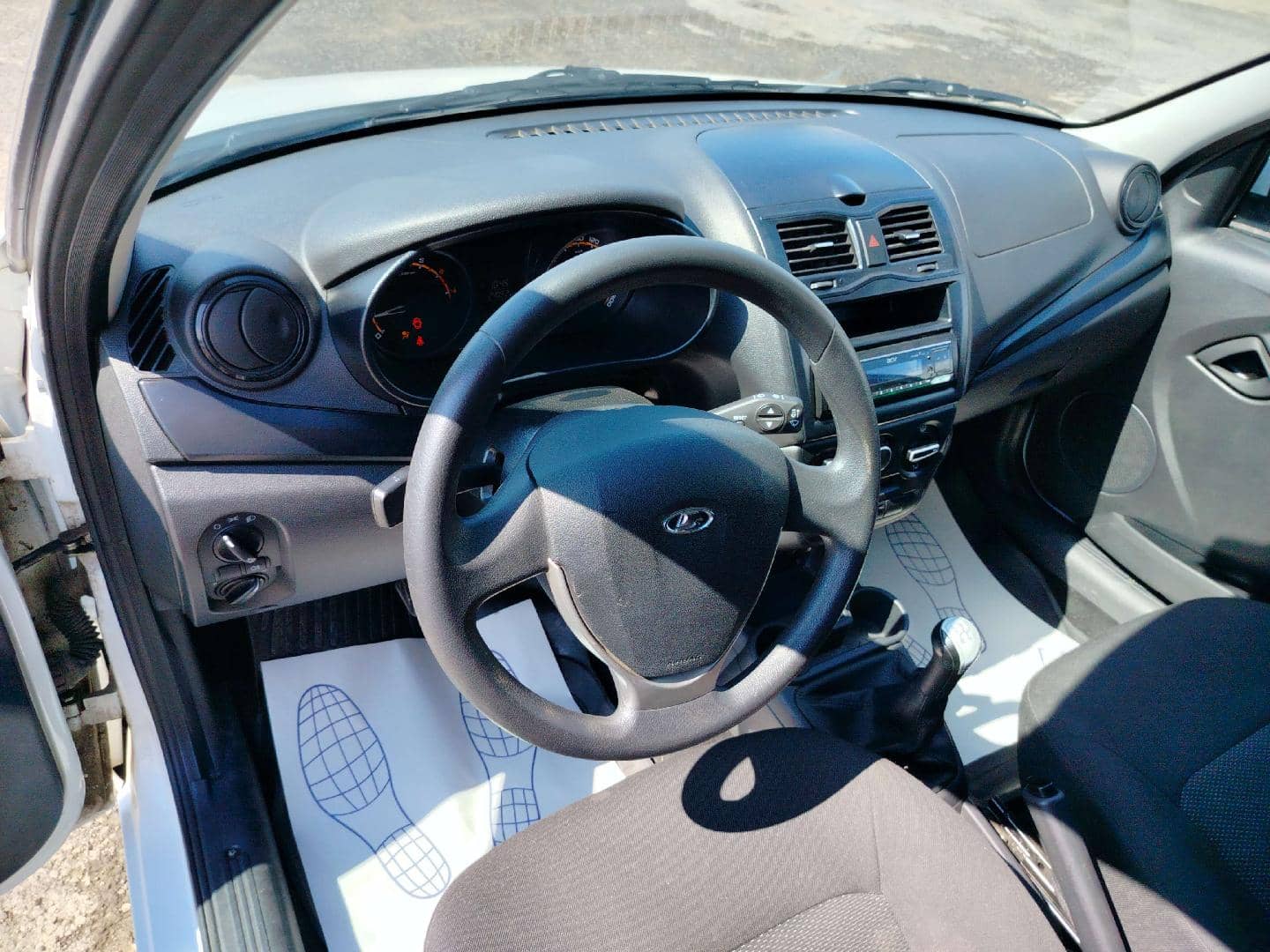 Lada Granta фургон,  24 092 км, 2023 года в лизинг