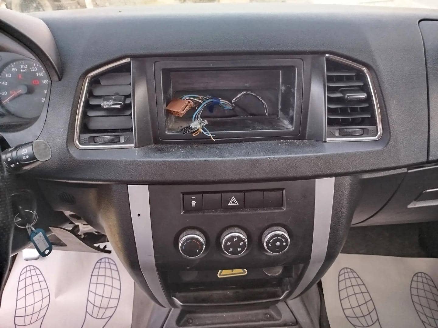 УАЗ Pickup,  124 498 км, 2024 года в лизинг