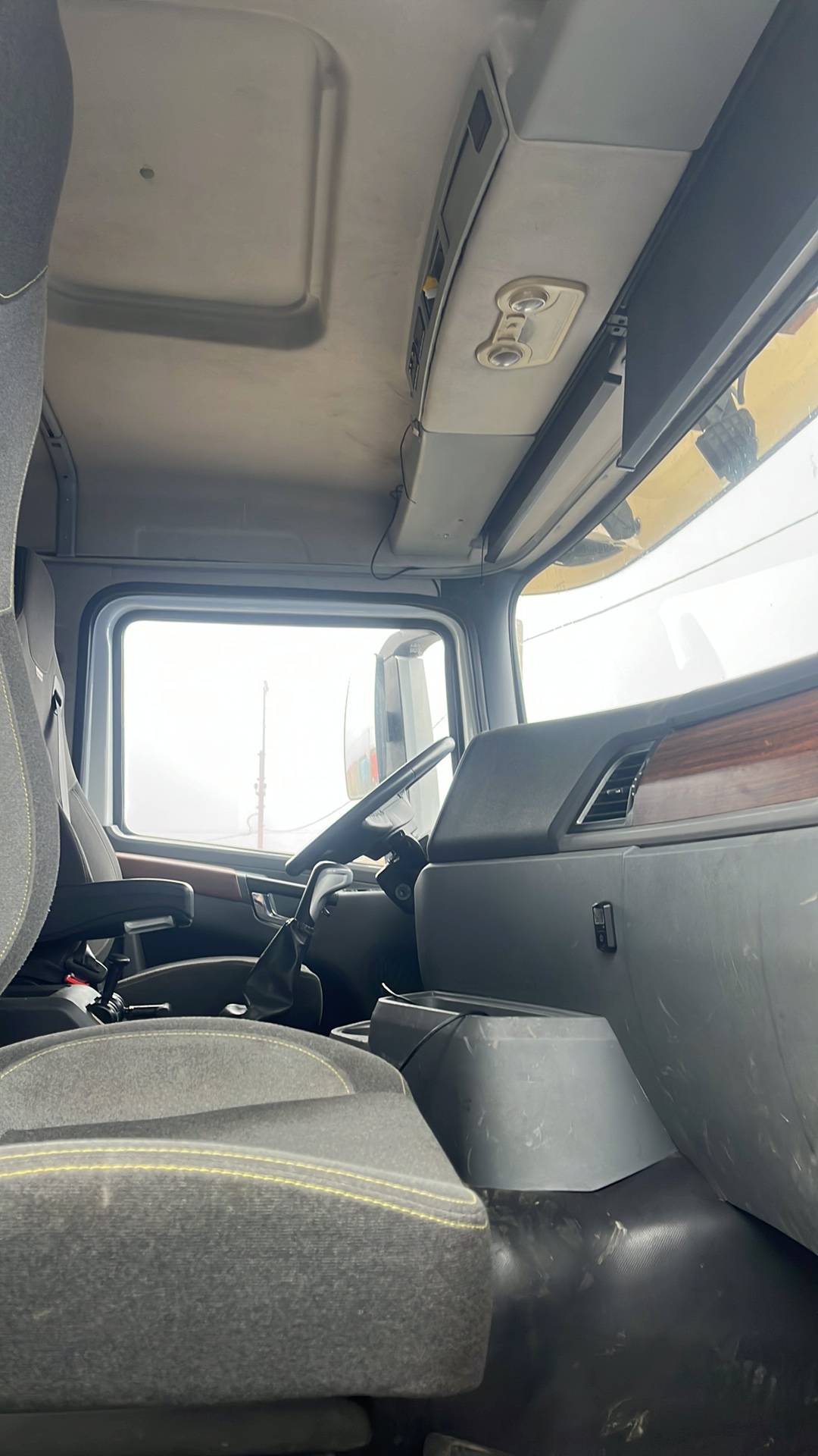 Shacman SX42586V385,  122 612 км, 2023 года в лизинг