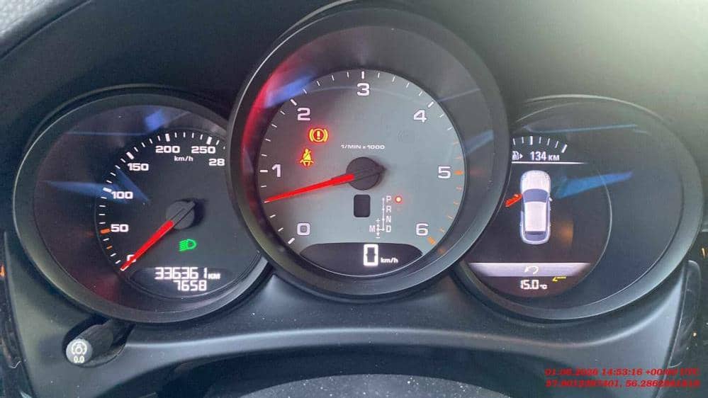 Porsche Macan,  336 361 км, 2015 года