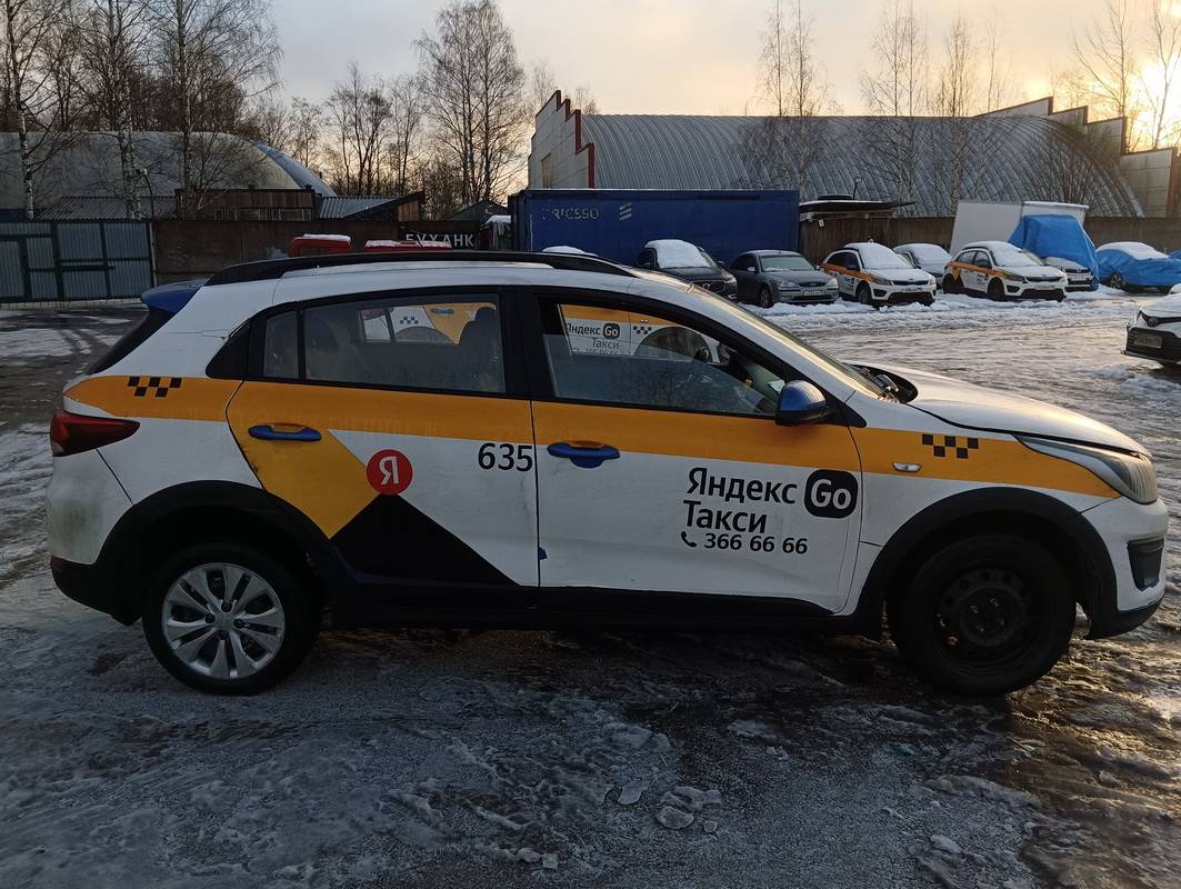 KIA Rio X-Line,  276 572 км, 2019 года в лизинг