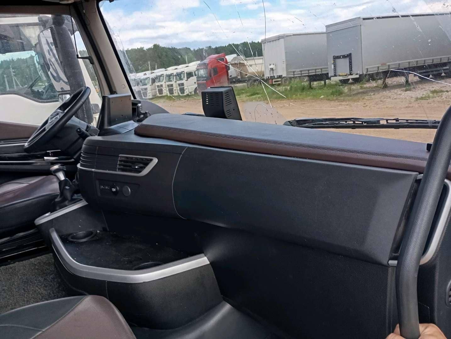 HONGYAN CQ4186HV52,  313 548 км, 2023 года в лизинг