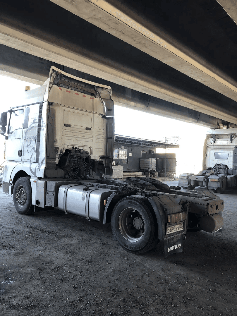 Sitrak C7H 4x2 ZZ4186V361HE,  369 933 км, 2023 года в лизинг