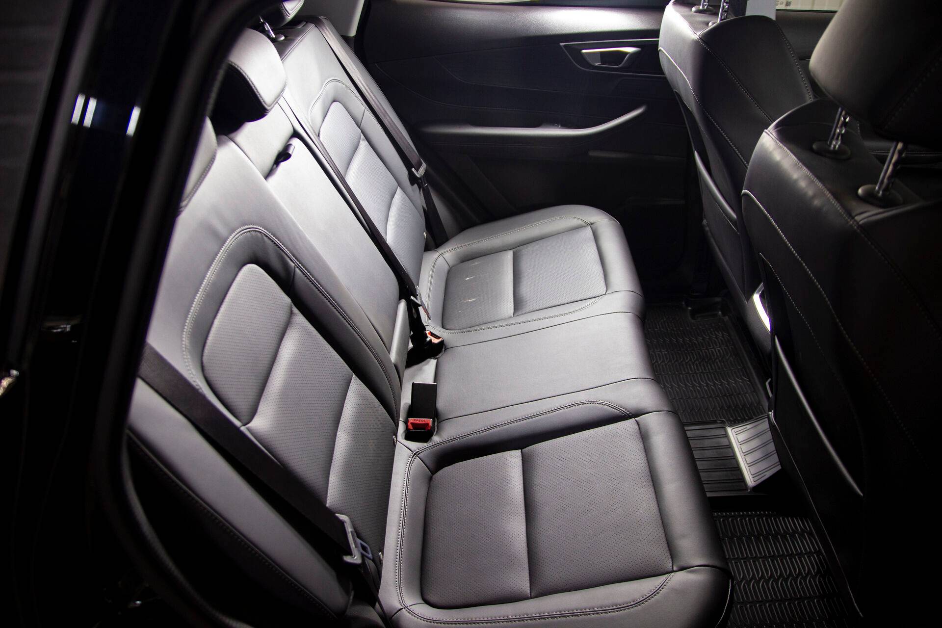 Chery Tiggo 4 PRO Action