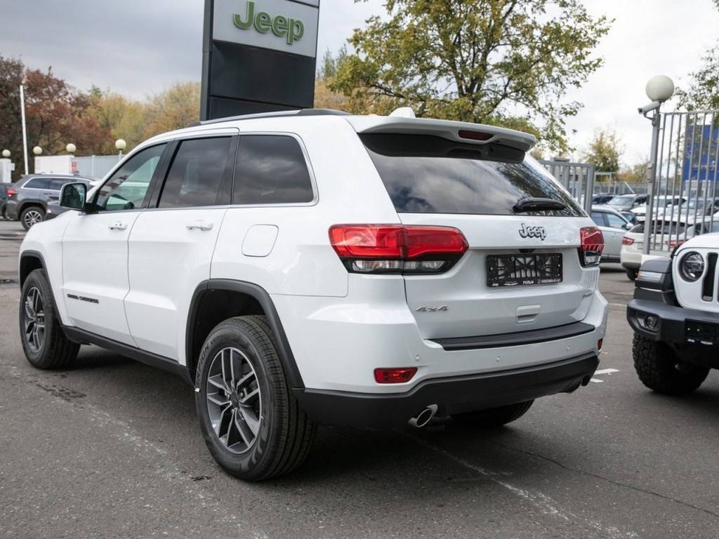 Jeep Grand Cherokee Limited 2.0 AT 4WD
