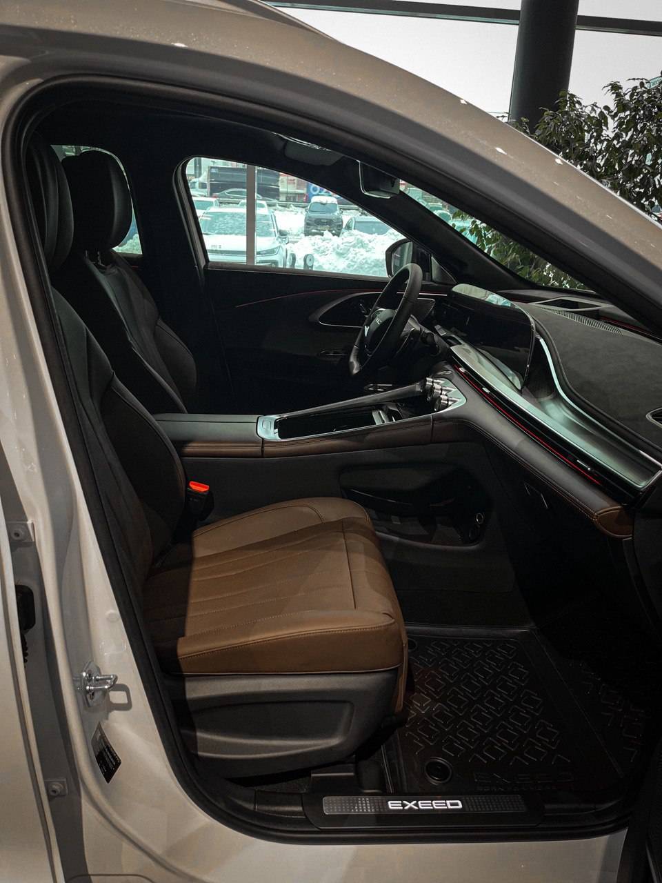 EXEED TXL Business 1.6 TGDI DCT7 AWD