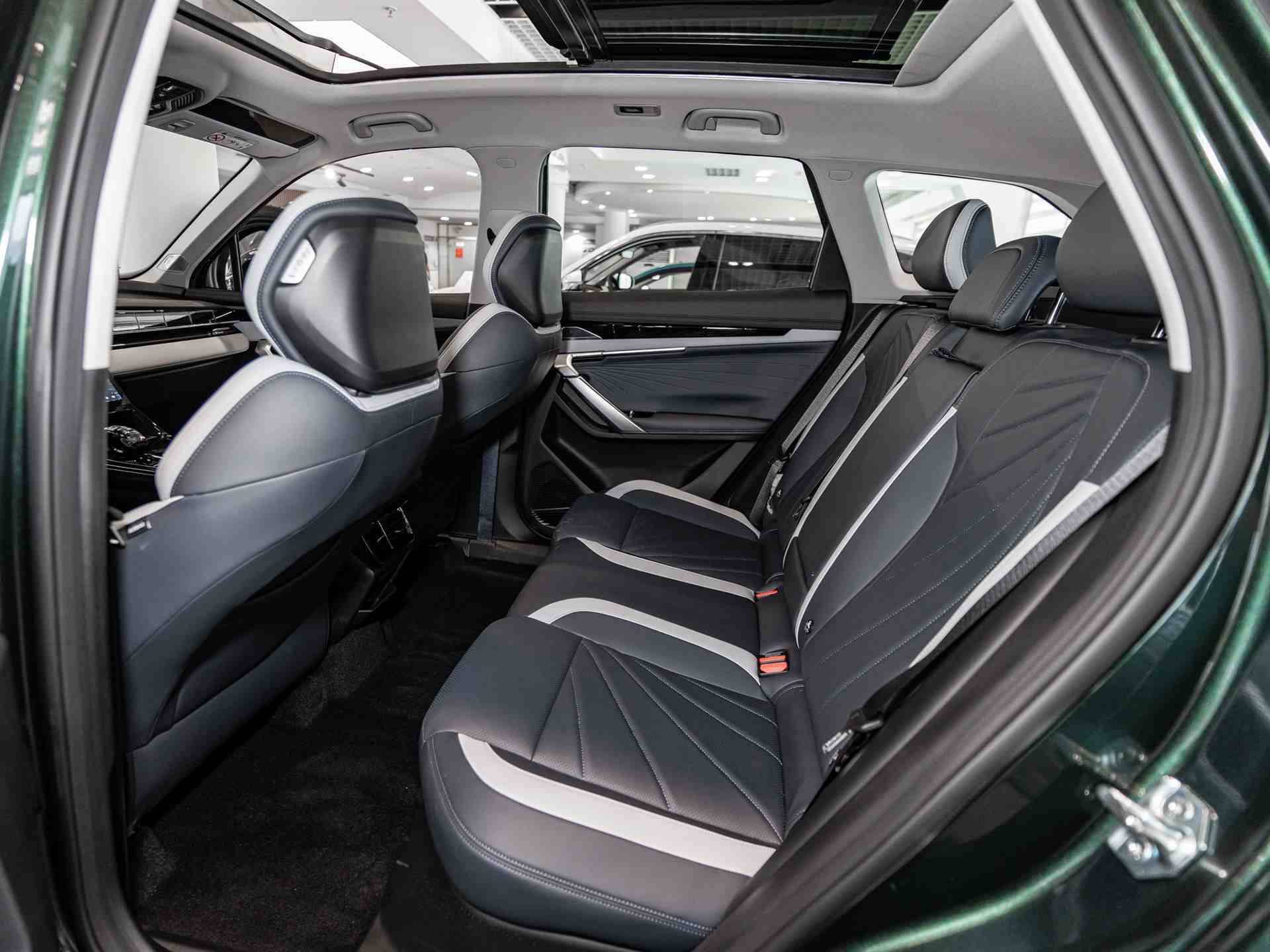Geely Atlas Flagship 2.0T 7DCT 2WD