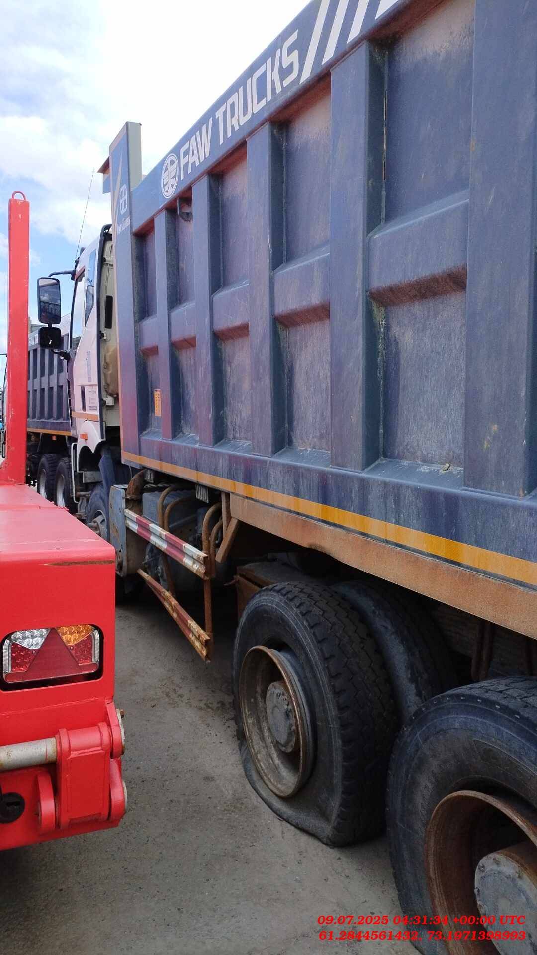 FAW CA3250P66K24L1TE5 6x6,  100 000 км, 2023 года в лизинг