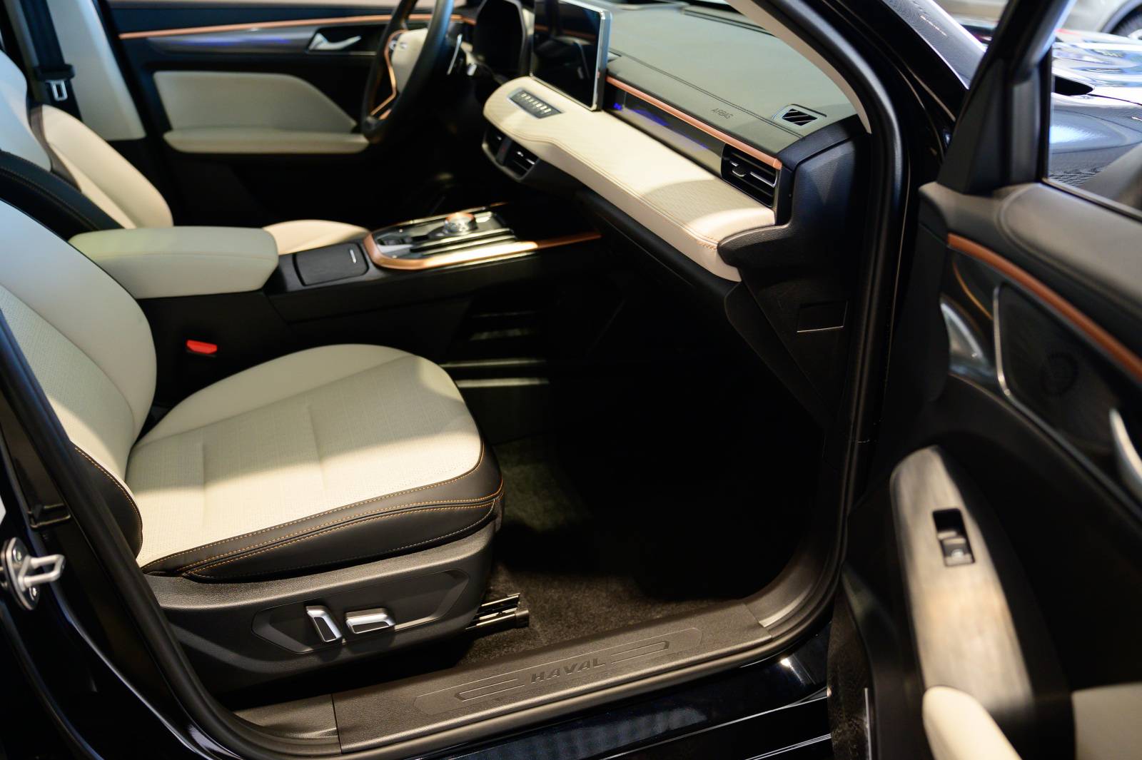 Haval Jolion Tech+ 1.5T DCT 4WD
