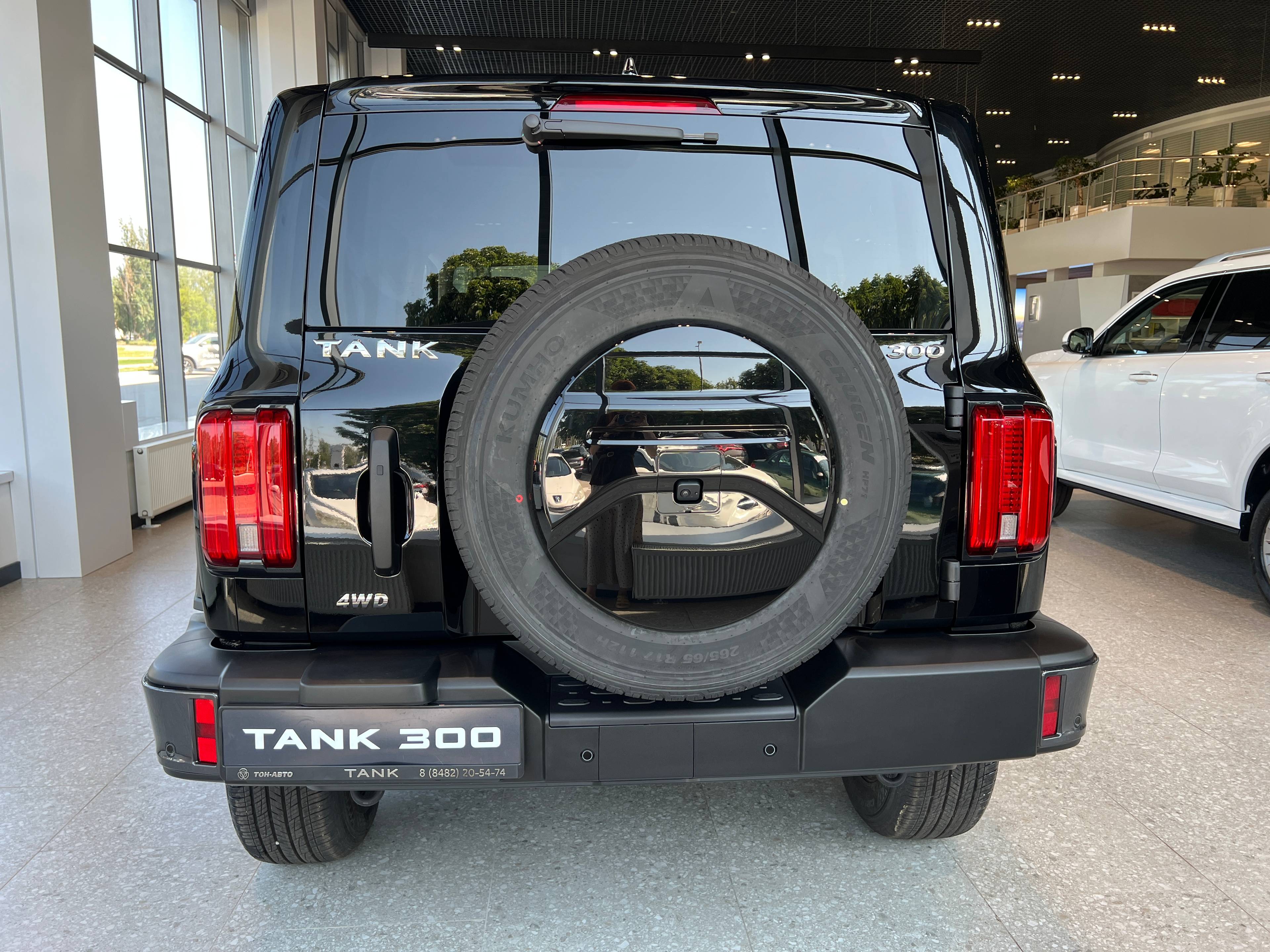 Tank 300 City Premium 2.0 8AT 4WD