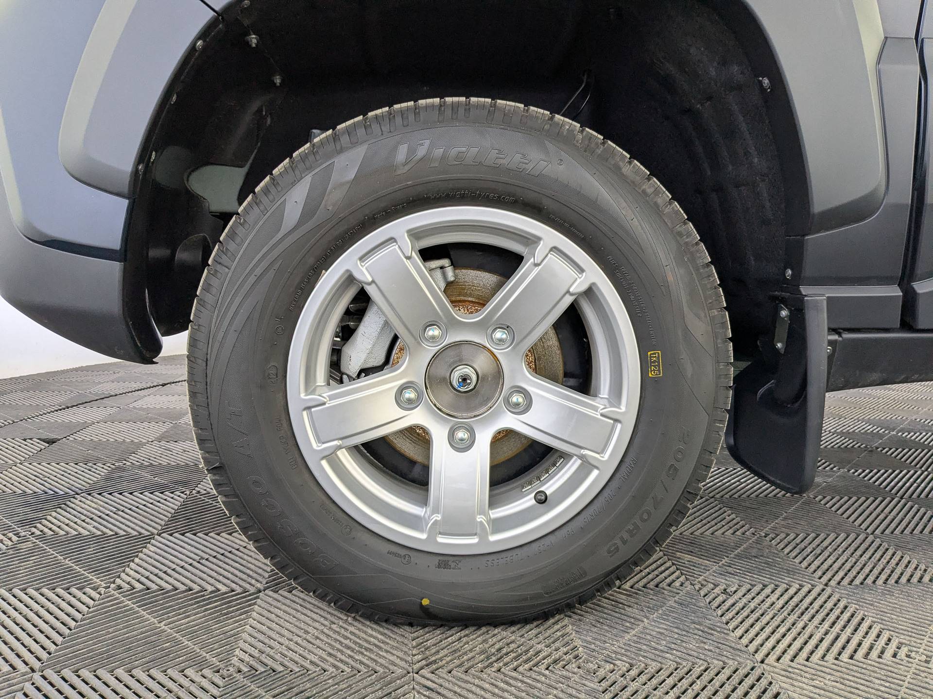 Lada Niva Travel Комфорт 24 Мультимедиа 1.7 80 л.с. МТ (Comfort 24 MMS)