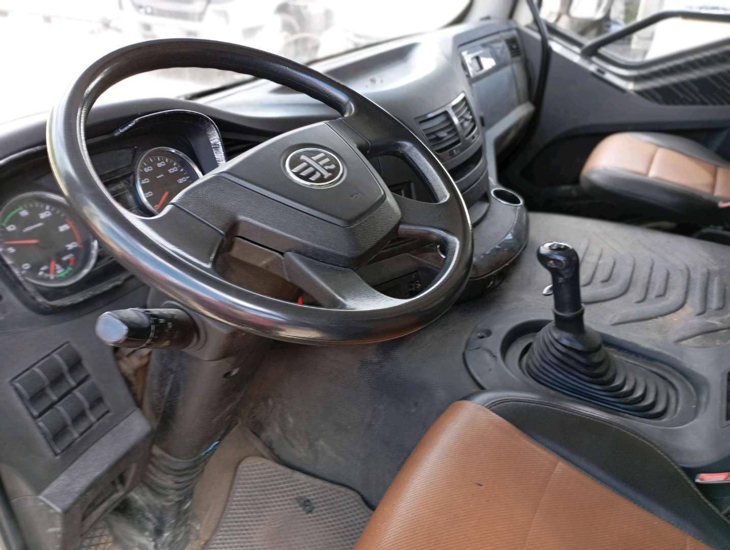 FAW CA3310P66K24T4E4 8x4 (E4),  222 669 км, 2022 года в лизинг