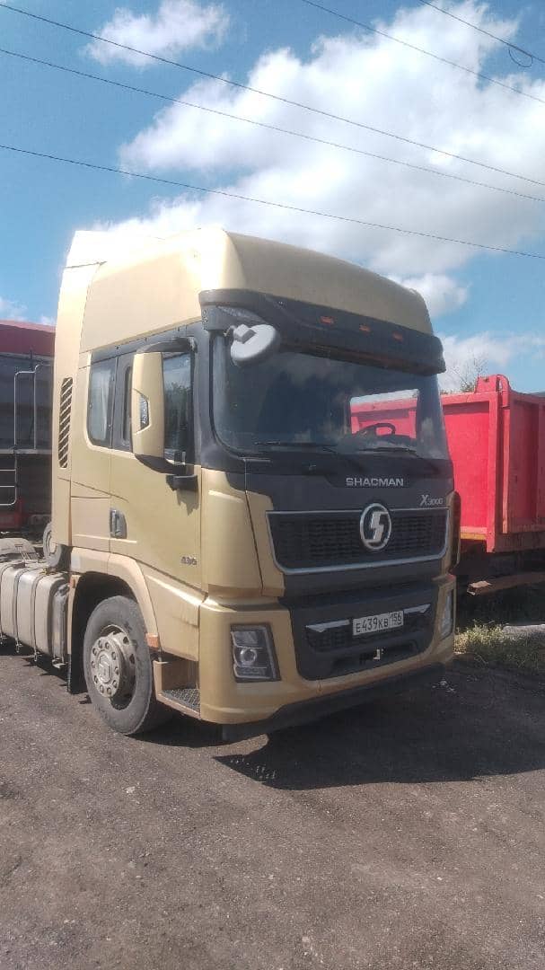 Shacman SX42584V324