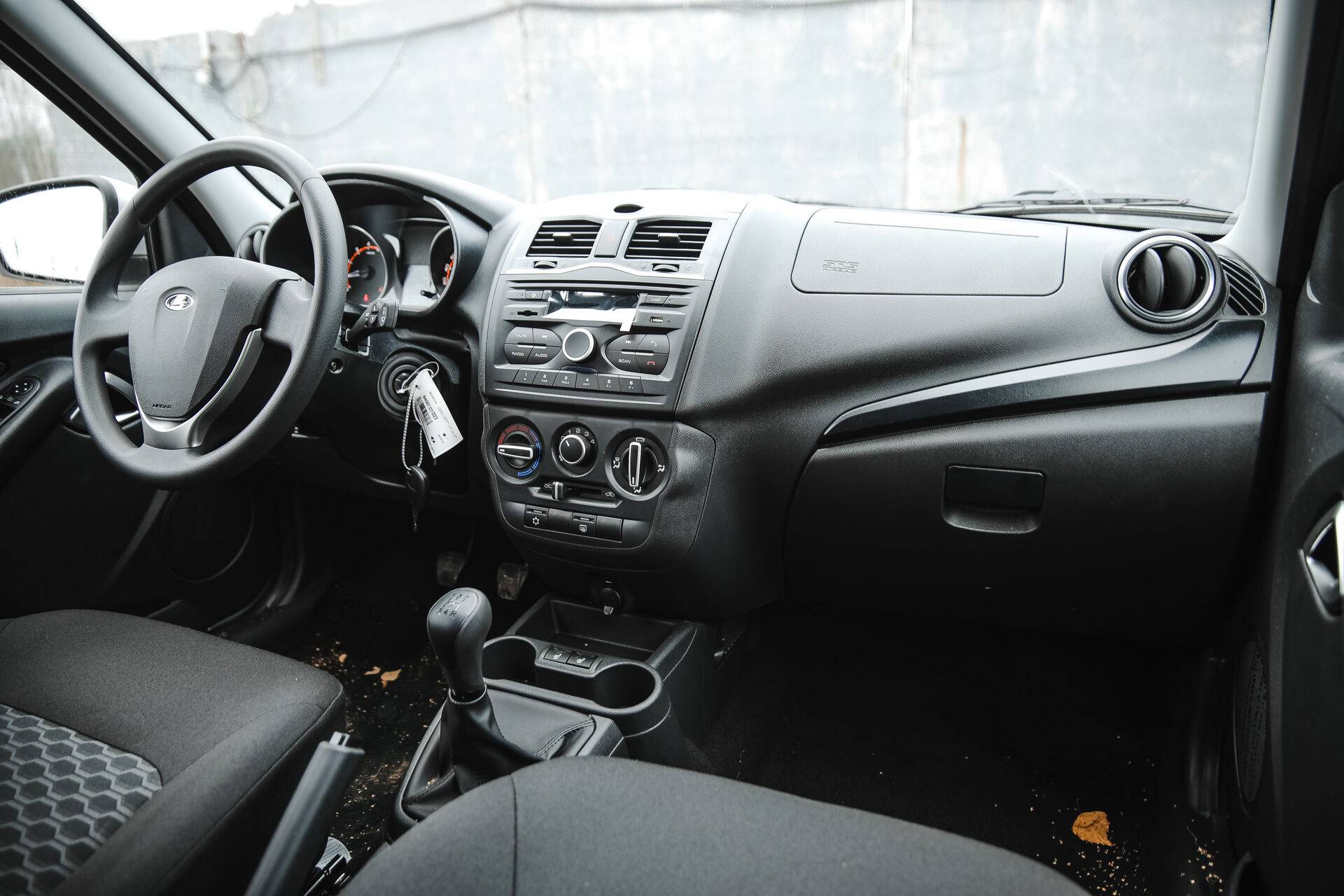 Lada Granta седан Comfort 24 Plus R15 1.6 90hp 5MT