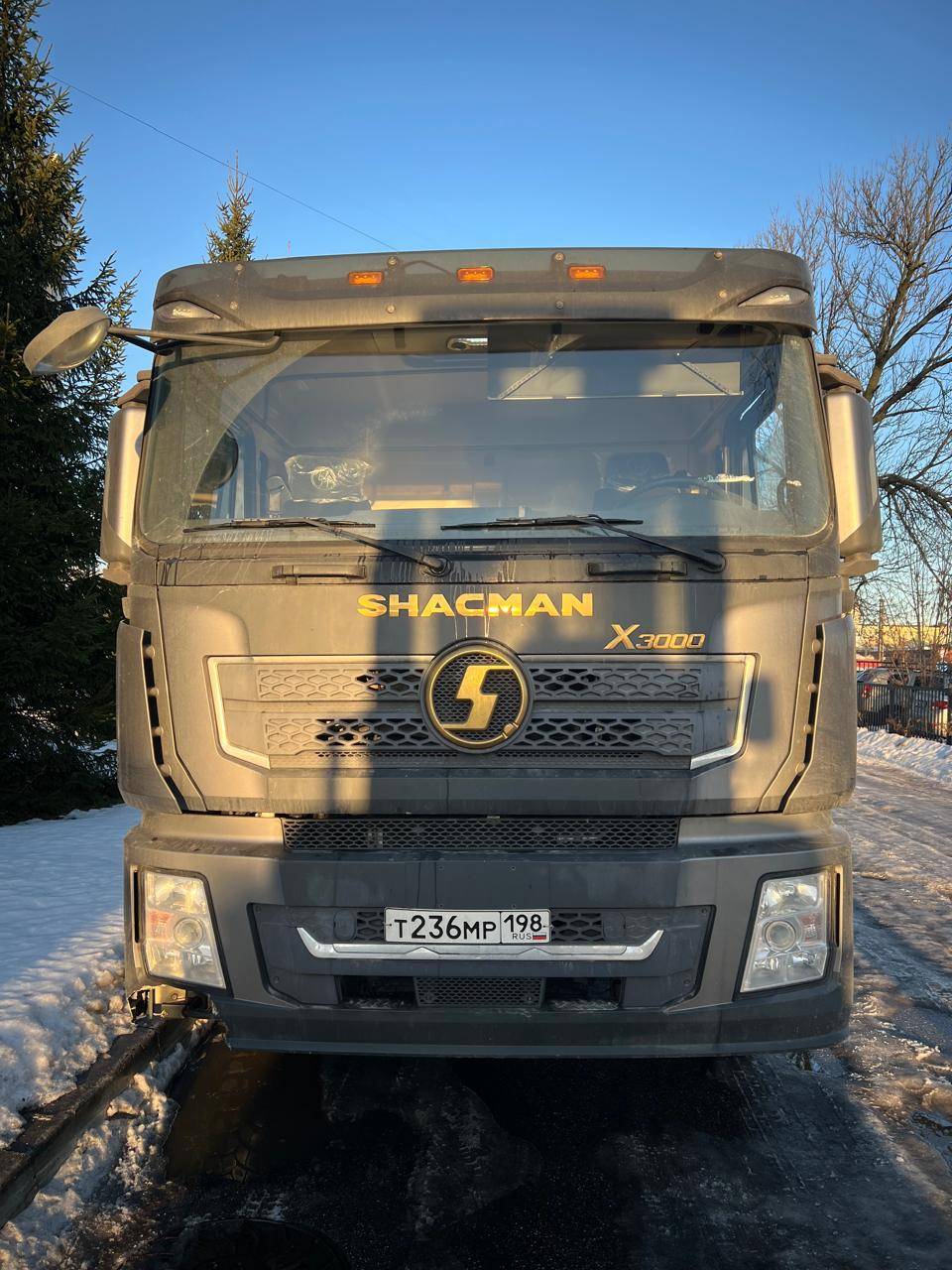 Shacman SX5318GJB6T326  Лот 000007840