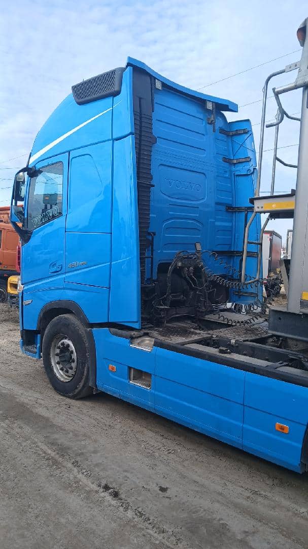 Volvo FH 460 4x2 (FH Globetrotter),  756 215 км, 2021 года в лизинг