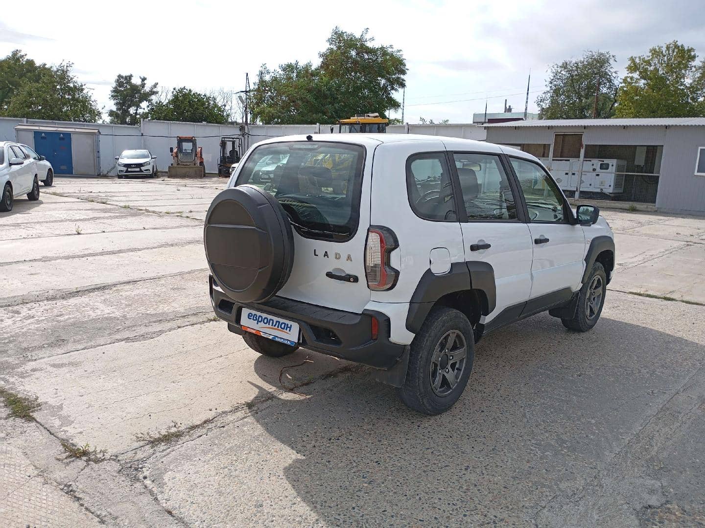 Lada Niva Travel,  42 659 км, 2023 года в лизинг