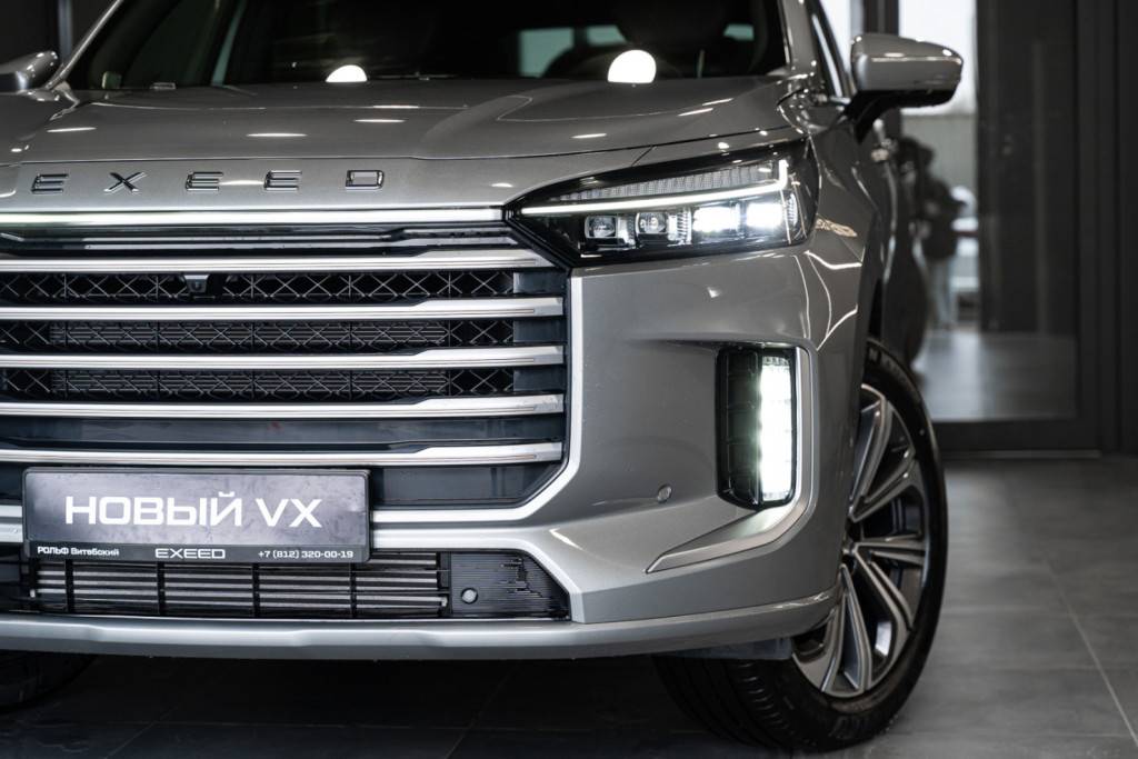 EXEED VX President 7 мест 2.0T 8AT 4WD