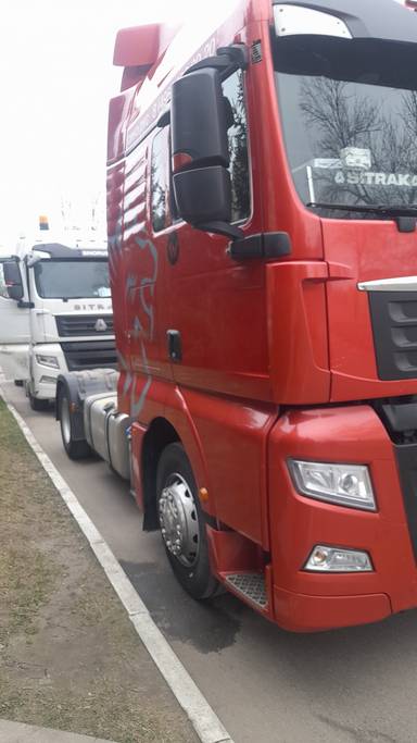 Sitrak C7H 4x2 ZZ4186V361HE