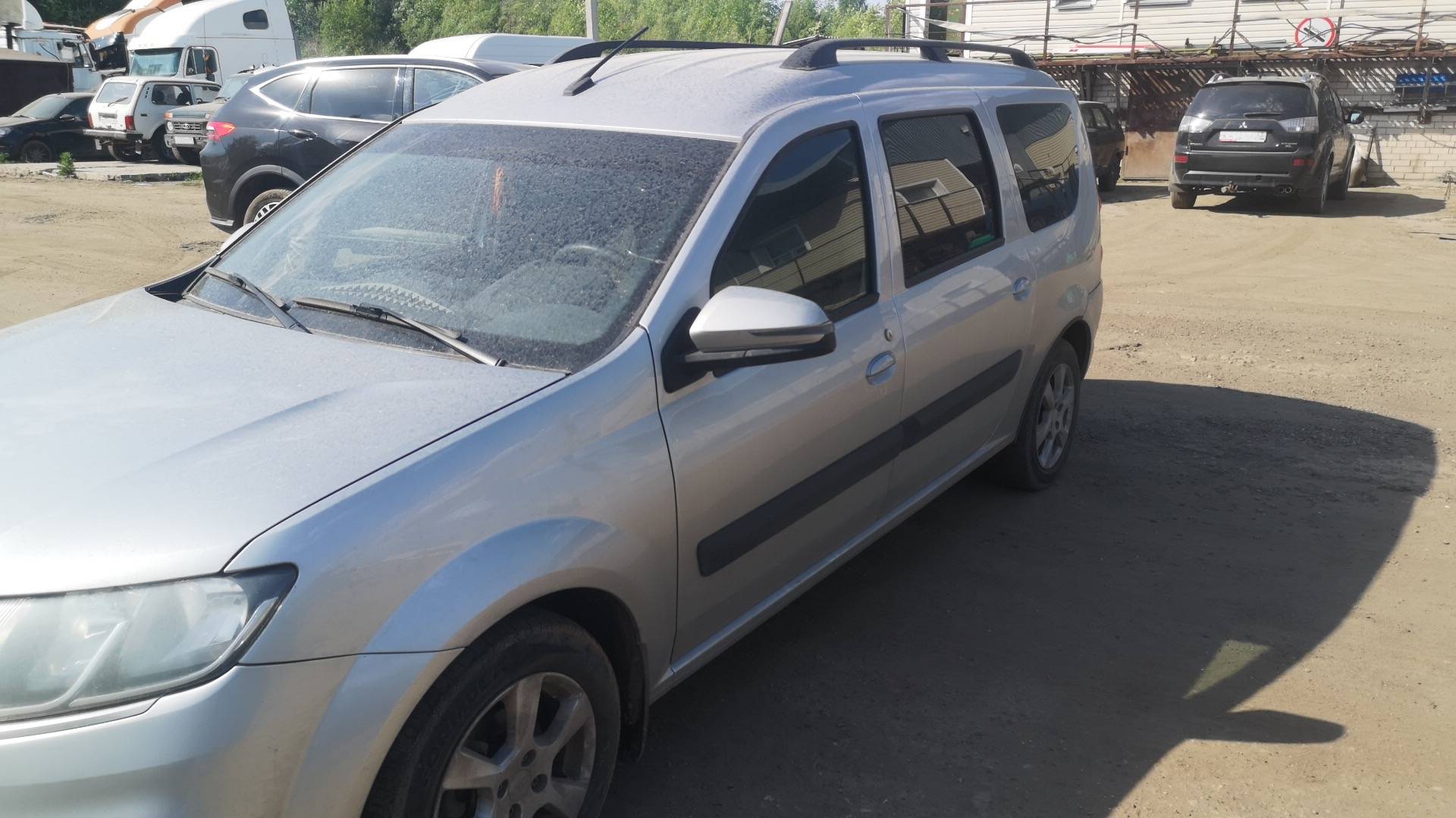 Lada Largus универсал,  133 307 км, 2021 года в лизинг