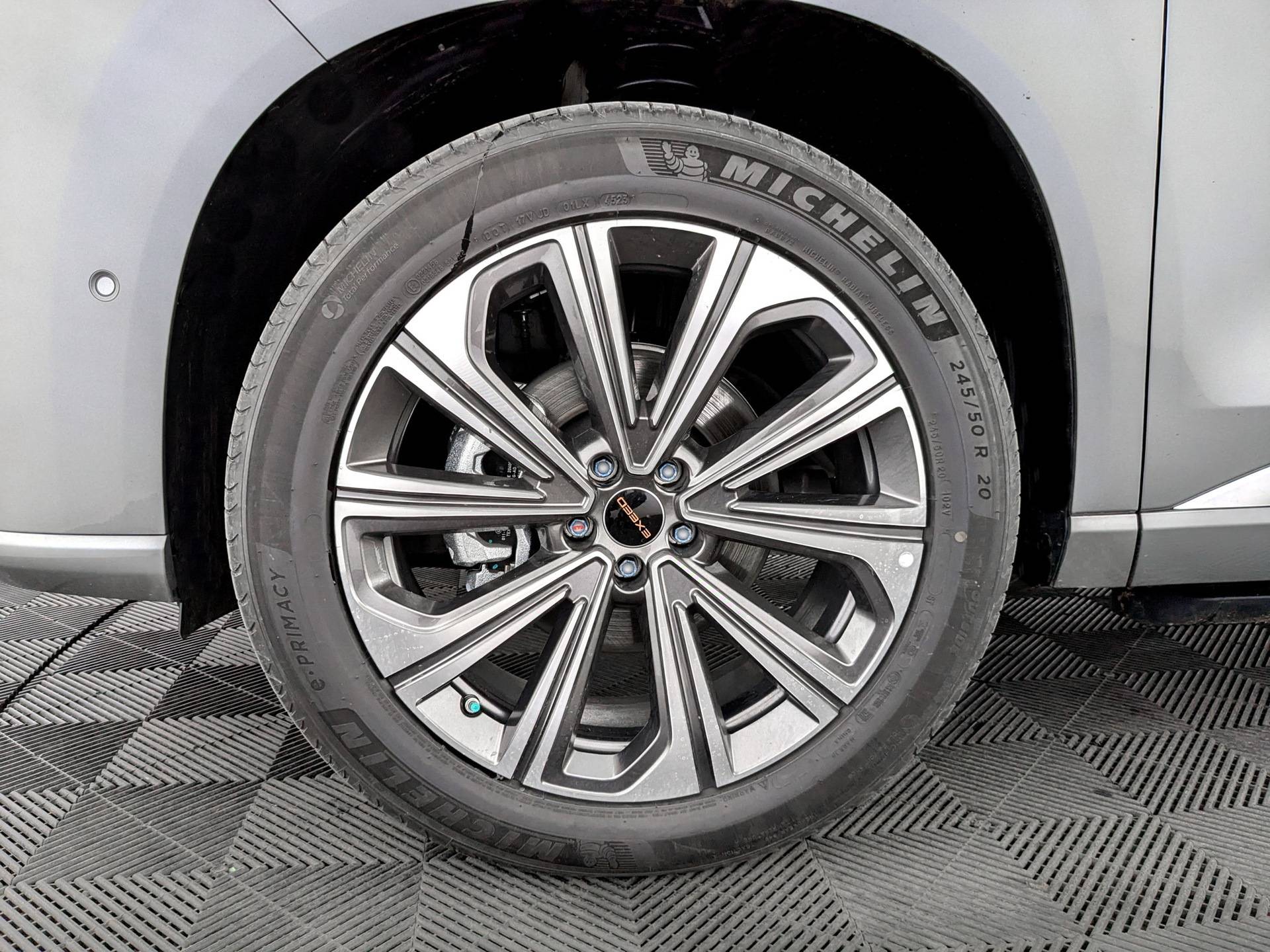 EXEED VX President 7 мест 2.0T 8AT 4WD