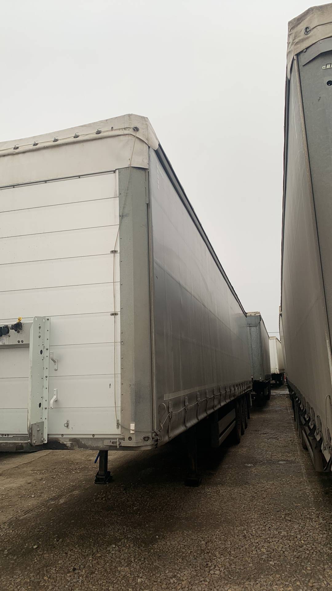 SCHMITZ Шторный 9084, 2022 года в лизинг