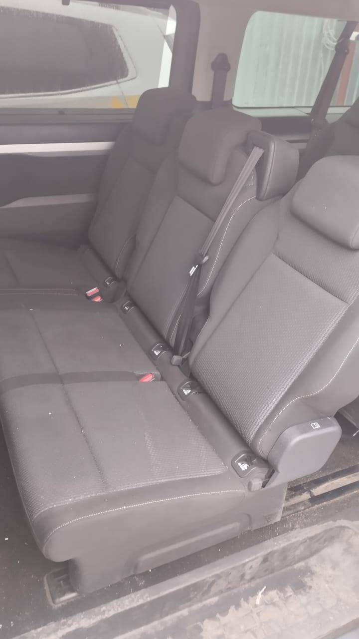 Peugeot Traveller Лот 000005923
