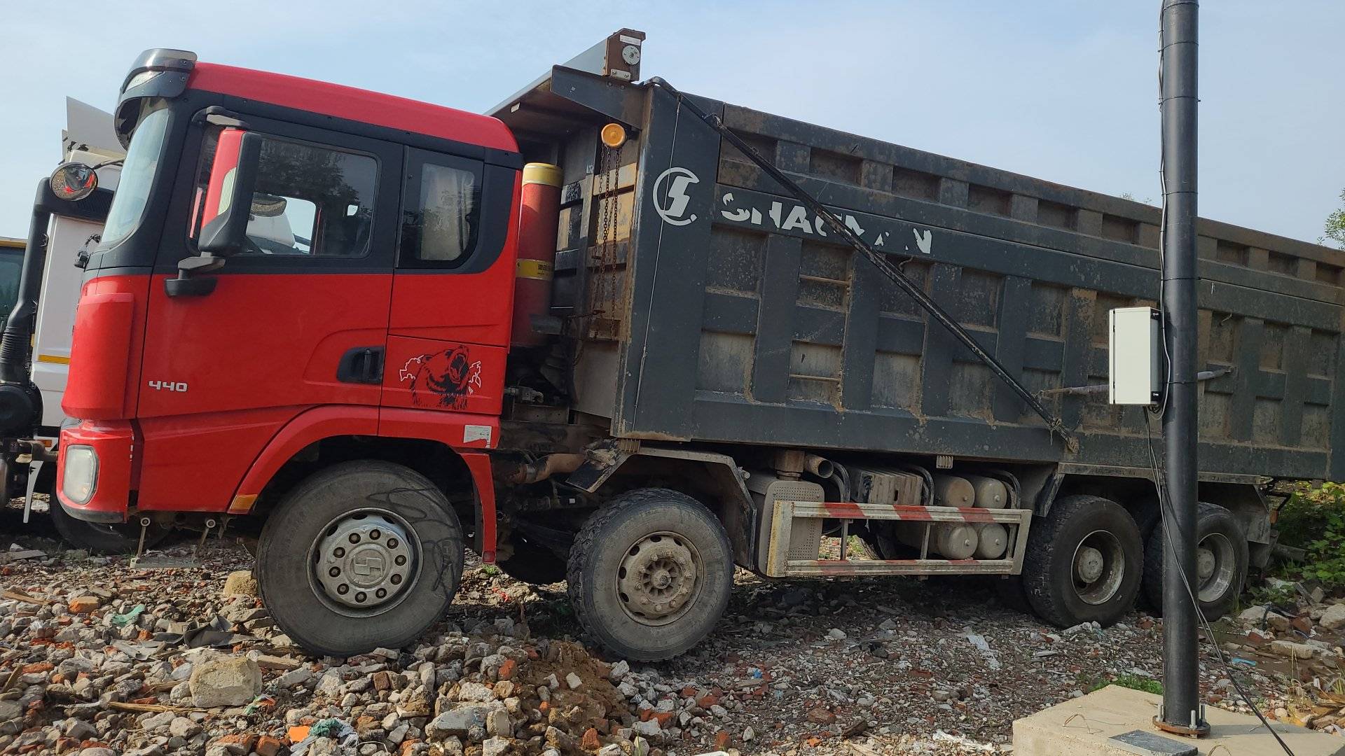 Shacman SX33186W366C,  100 км, 2022 года в лизинг