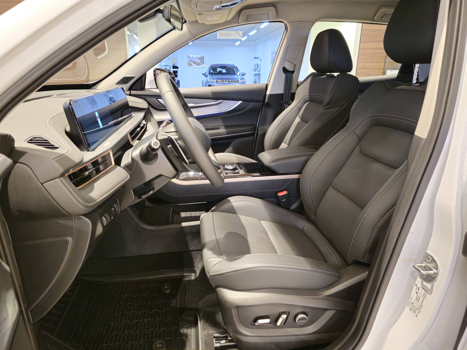 EXEED LX Premium 1.6T 7DCT 4WD