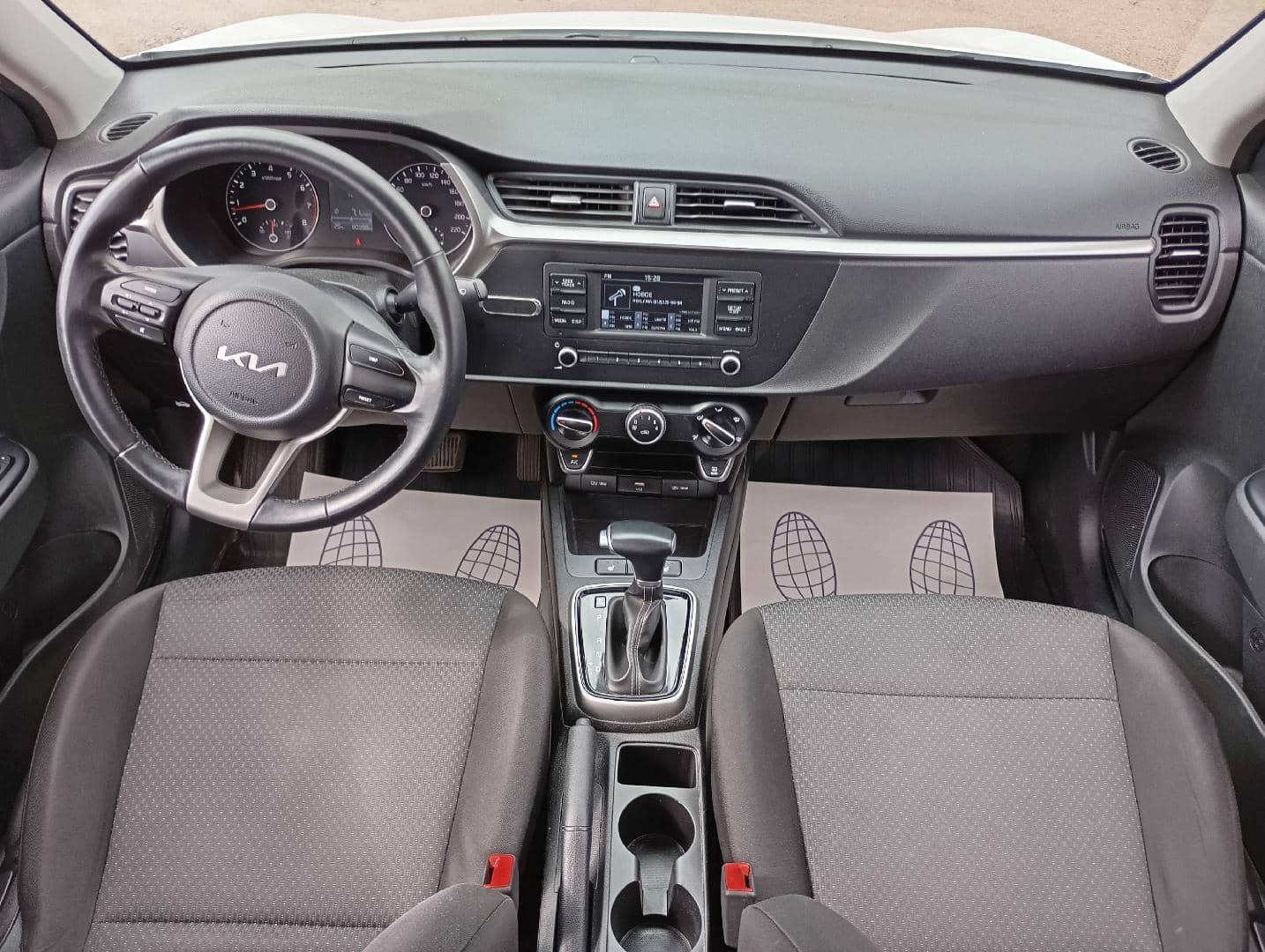 KIA Rio,  80 398 км, 2021 года в лизинг