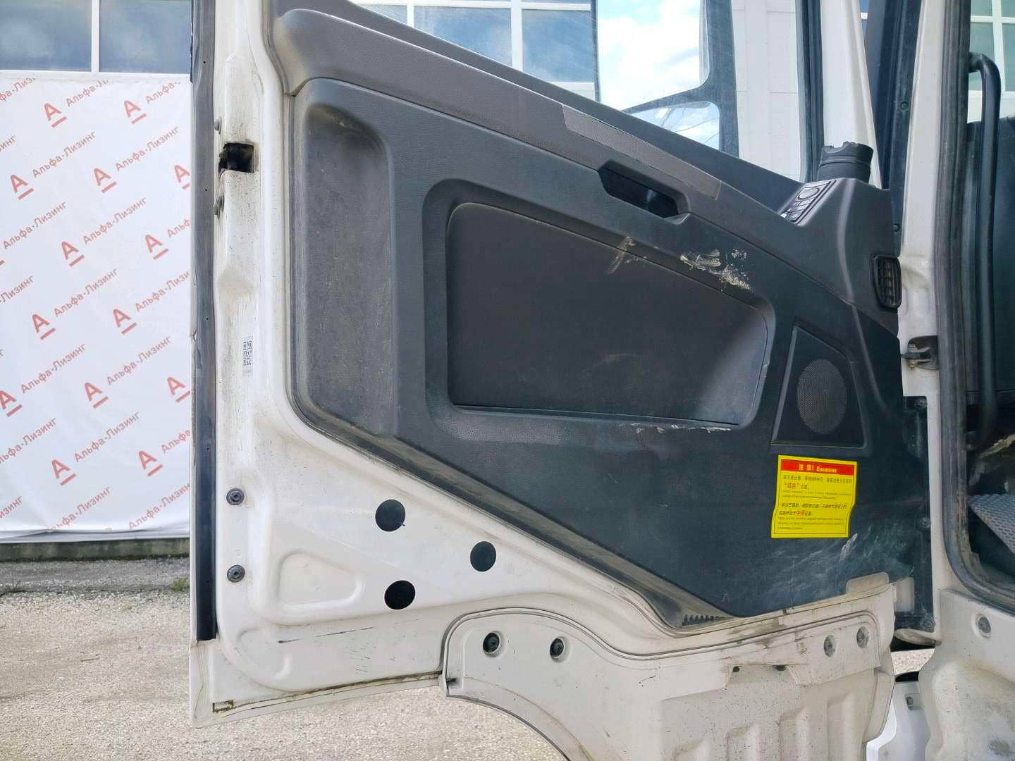 Shacman SX331863366,  225 716 км, 2022 года в лизинг