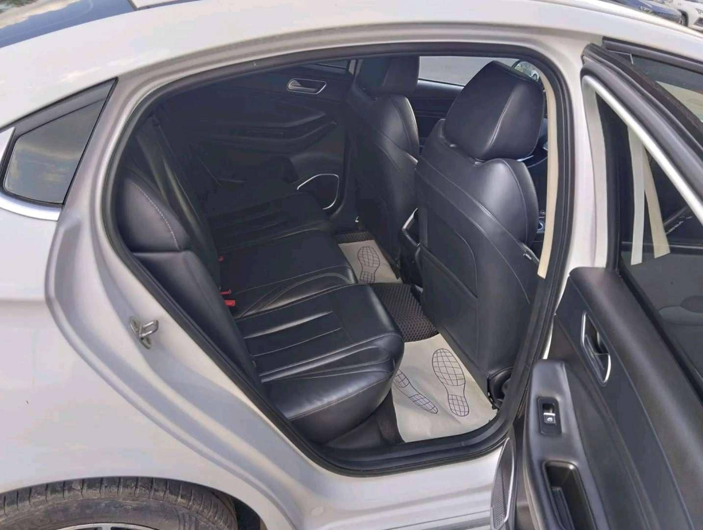 OMODA S5,  198 647 км, 2023 года в лизинг