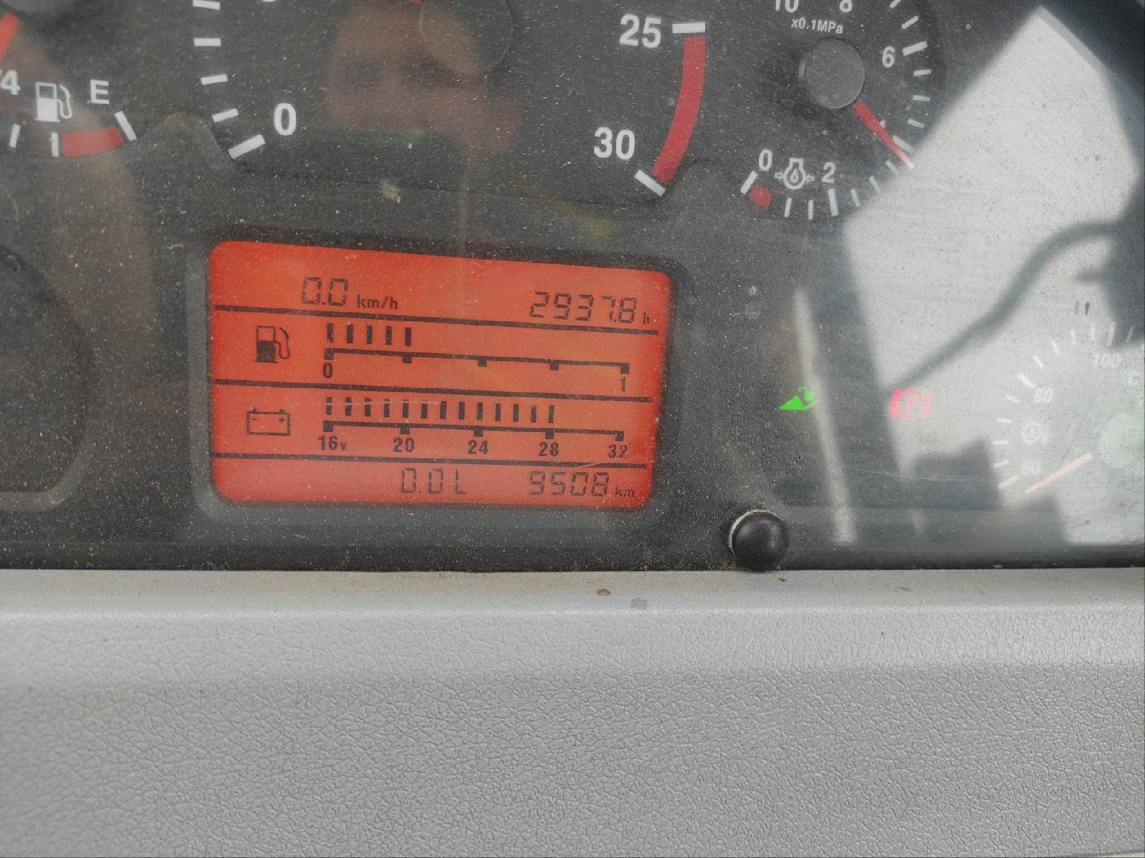 DOOSAN/DEVELON SD200,  2 937 км, 2023 года в лизинг