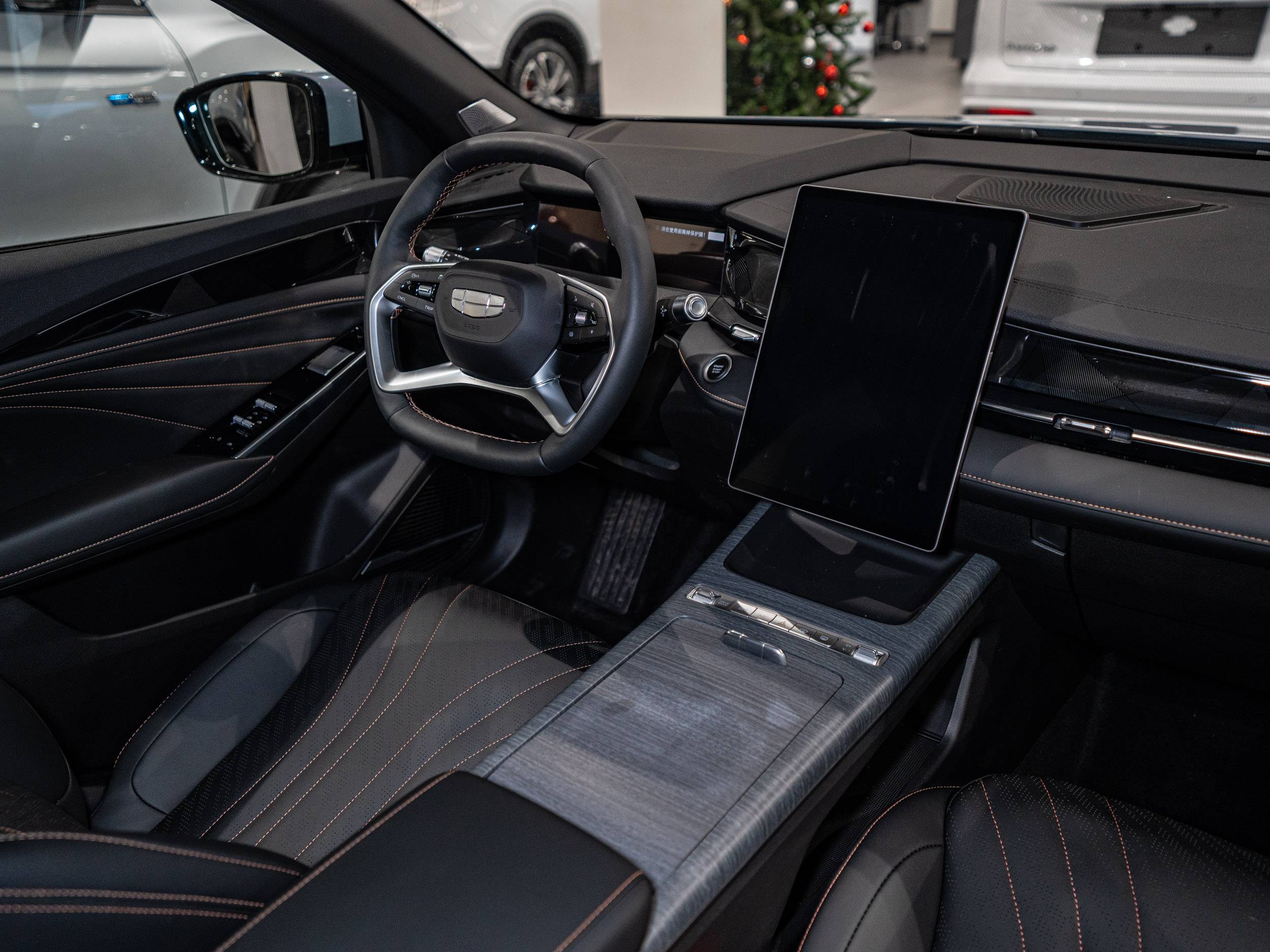 Geely Preface Flagship 2.0T 7DCT