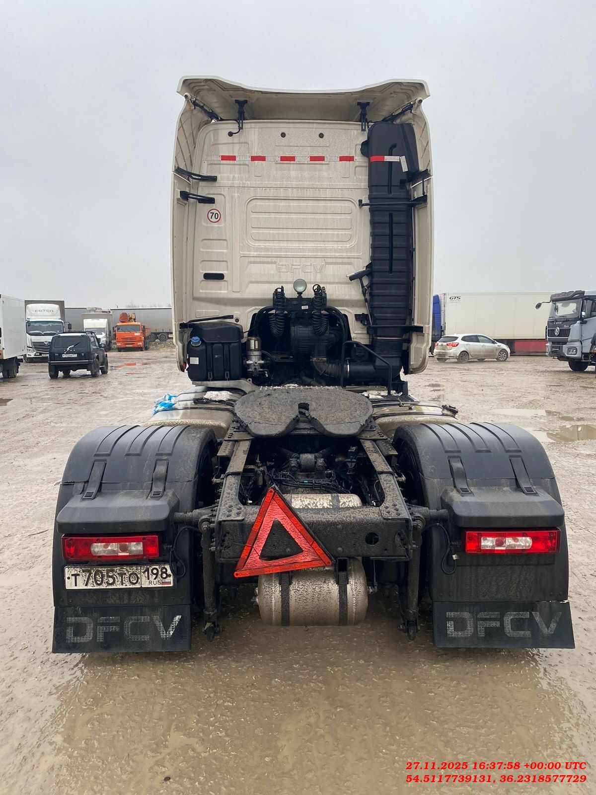 DongFeng DFH4180 4x2,  100 000 км, 2024 года