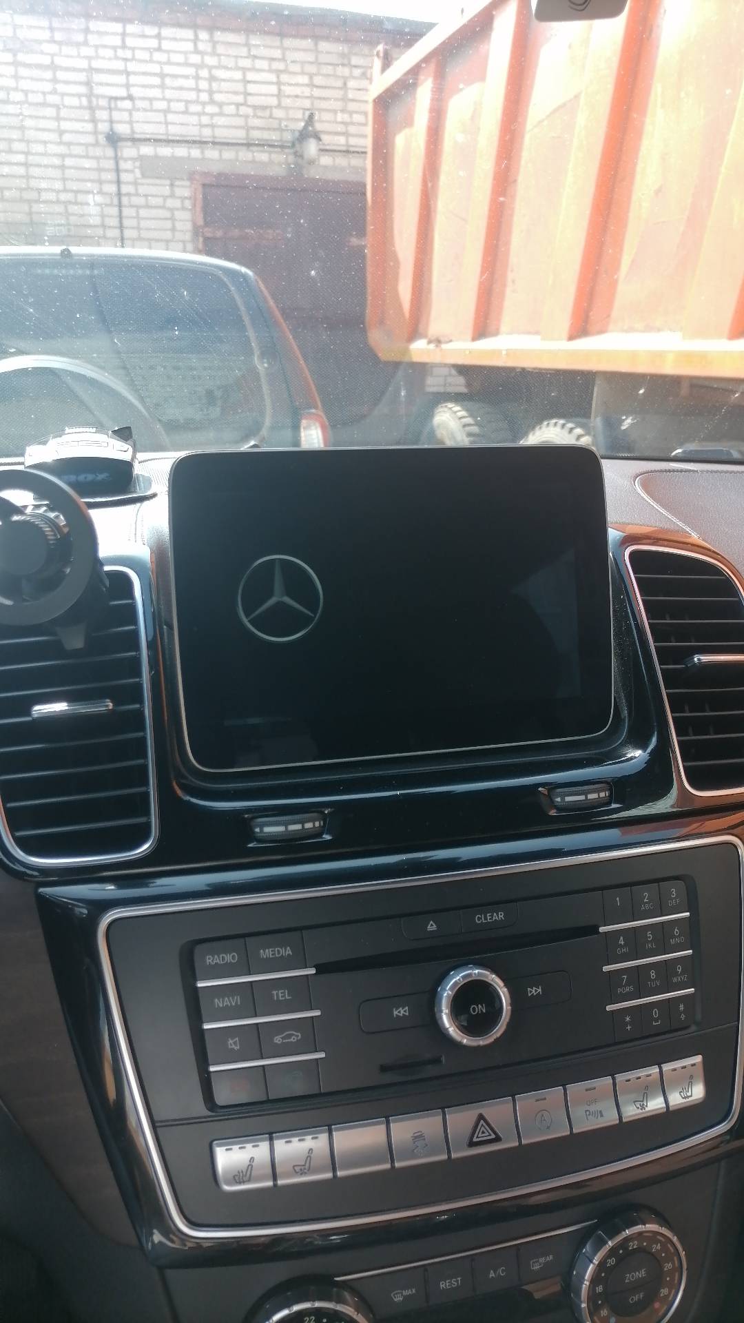 Mercedes-Benz GLS,  218 486 км, 2017 года