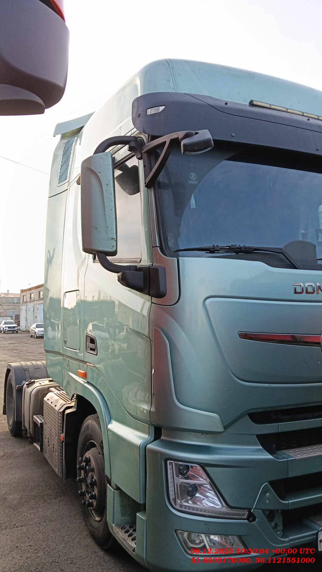 DongFeng DFH4180C2 4x2,  396 942 км, 2022 года в лизинг
