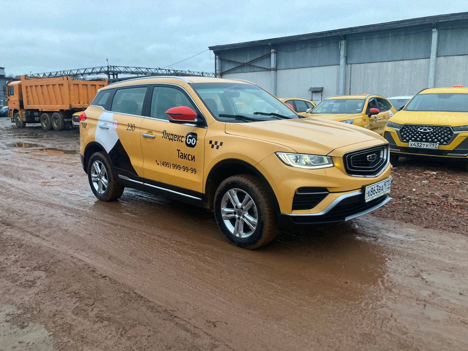Geely Atlas Pro,  148 502 км, 2022 года в лизинг