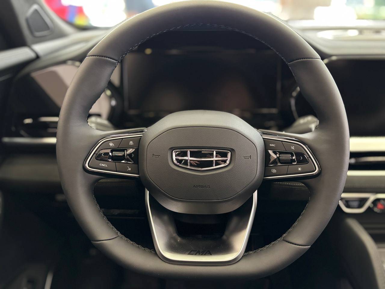 Geely Monjaro Luxury 2.0T (238 hp) 8AT 4WD