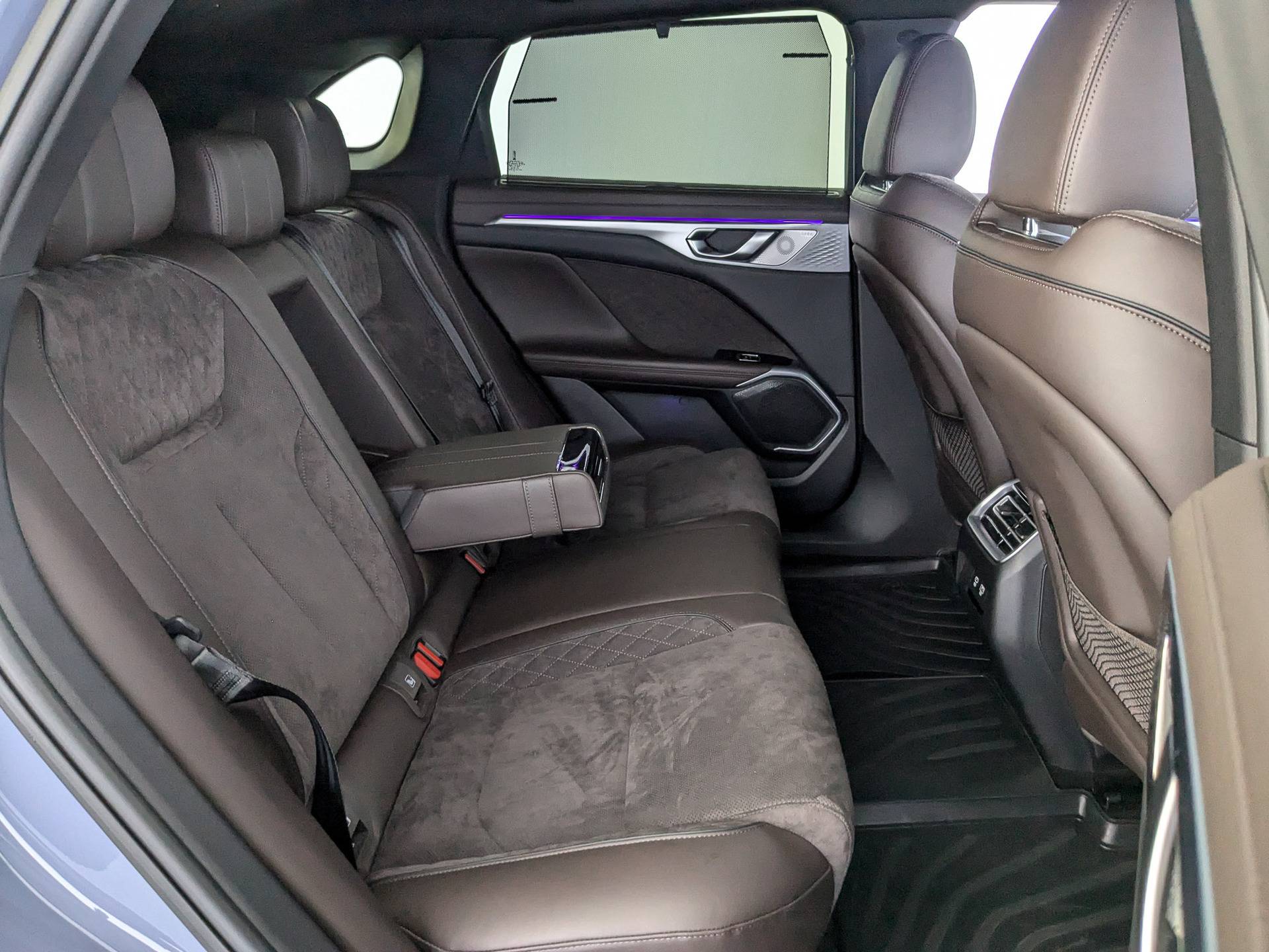Wey 05 Premium 2.0 PHEV DHT 4WD