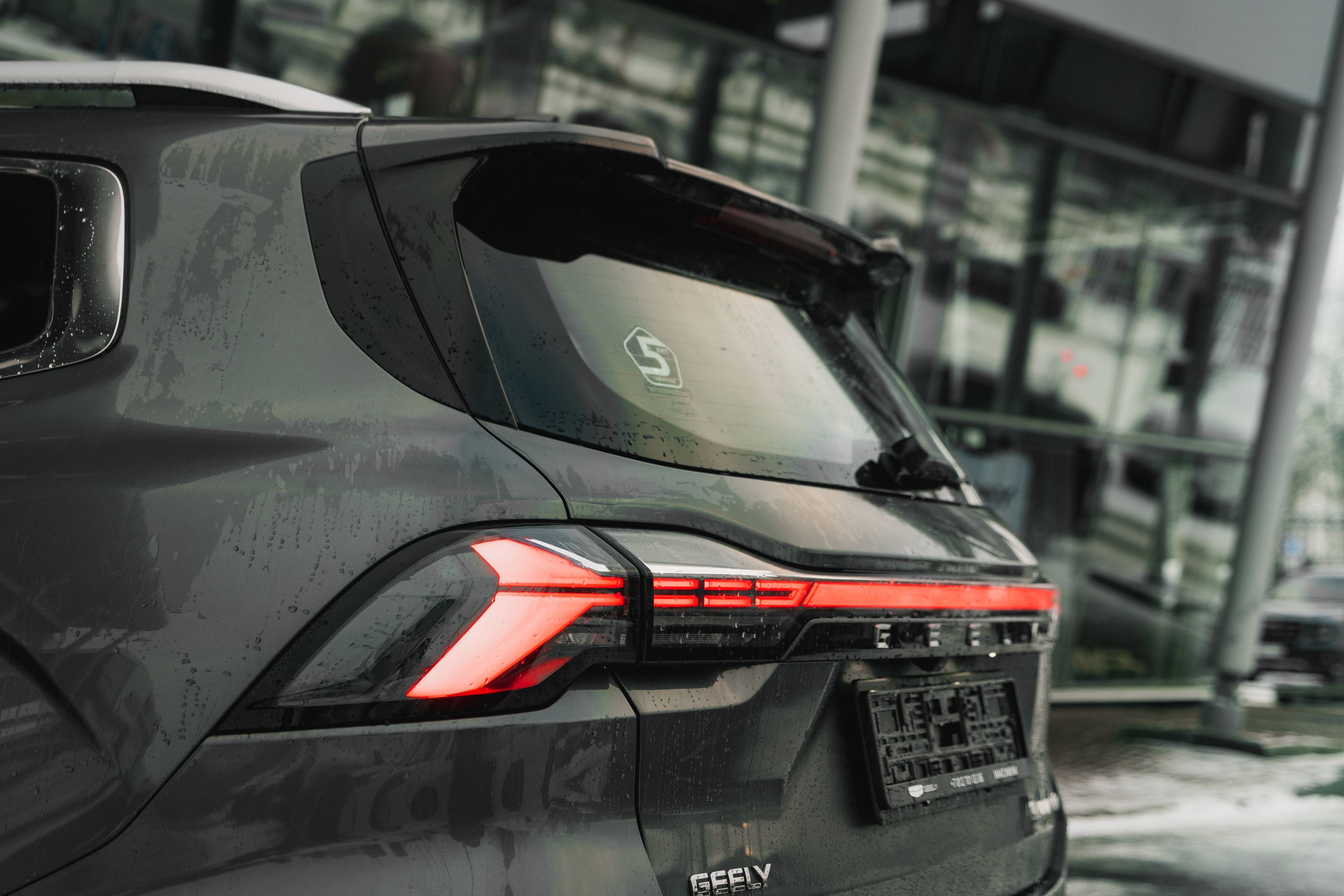 Geely Okavango Flagship 2.0T 7DCT 2WD