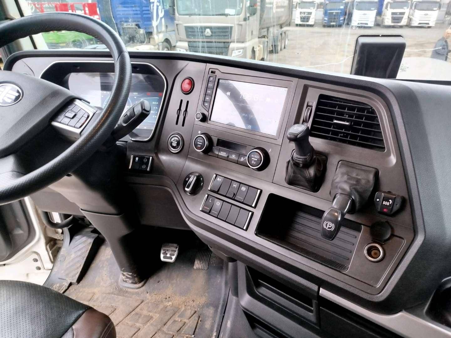 FAW CA4180P77K25E5 4x2,  547 514 км, 2023 года в лизинг