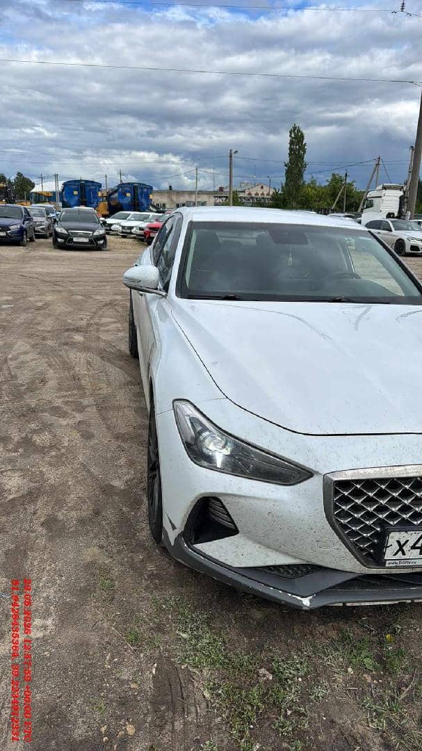 Genesis G70,  276 286 км, 2018 года